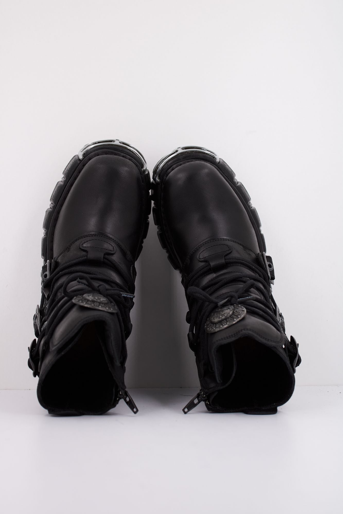 NEW ROCK M1010C1 en color NEGRO (3)