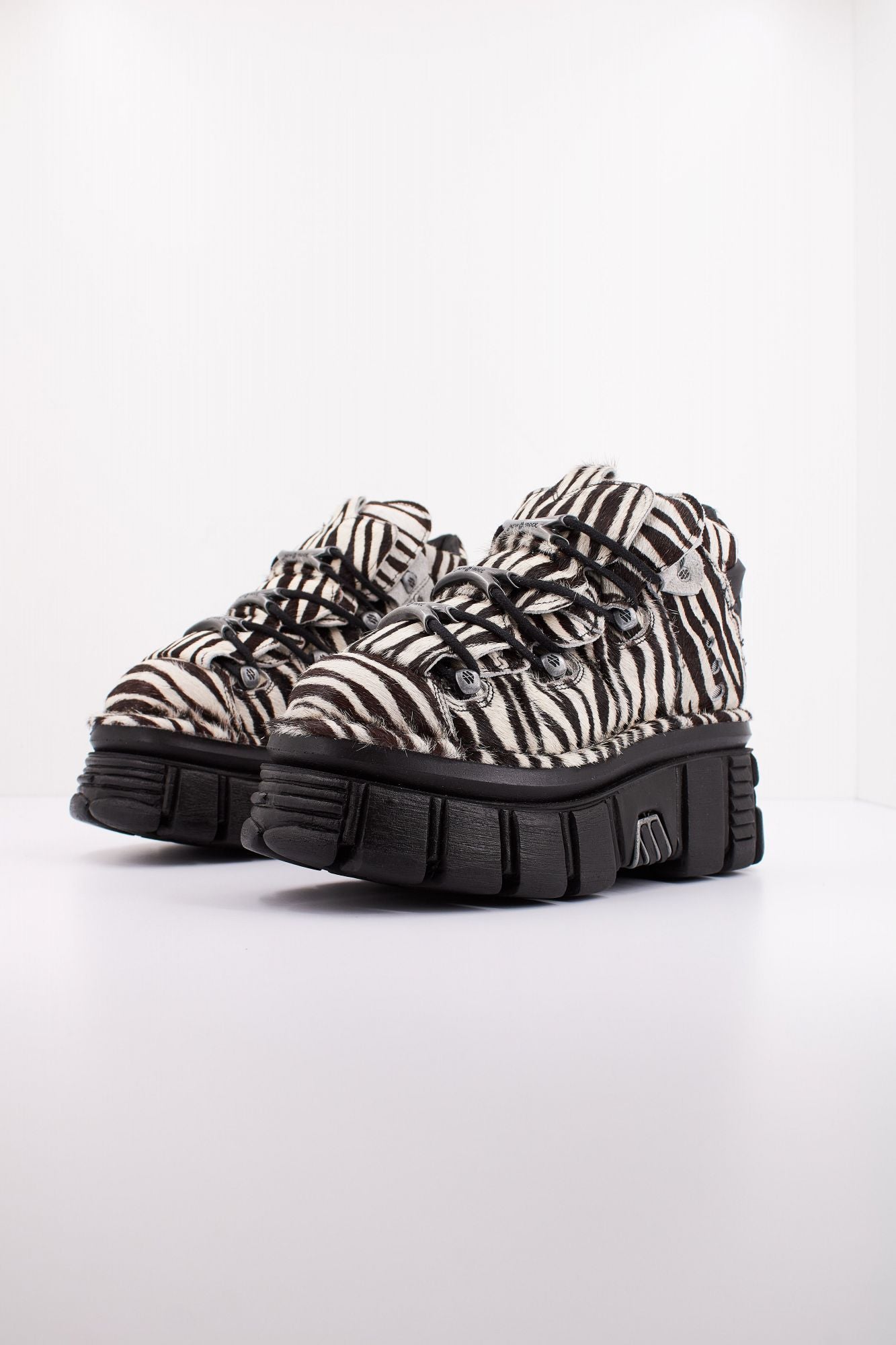 NEW ROCK ANKLE BOOT METALLIC en color ANIMAL PRINT (2)