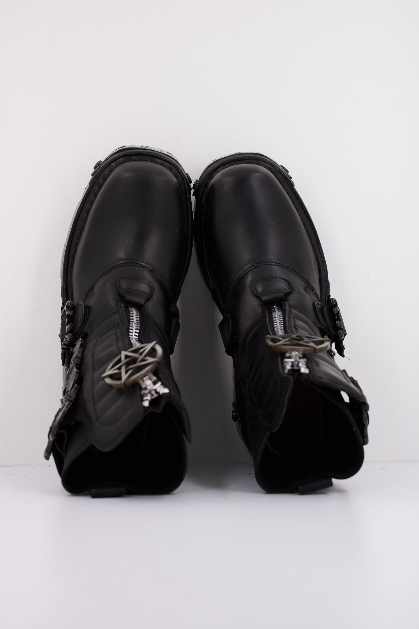 NEW ROCK M1486 C1 en color NEGRO (3)