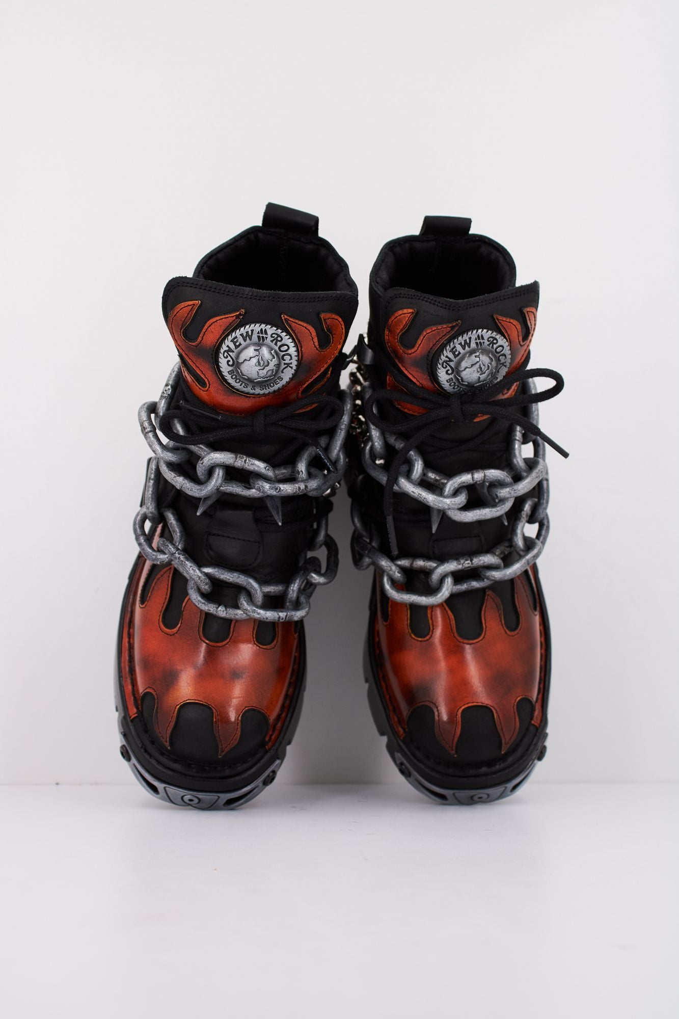 NEW ROCK M1495 C1 en color NEGRO (3)