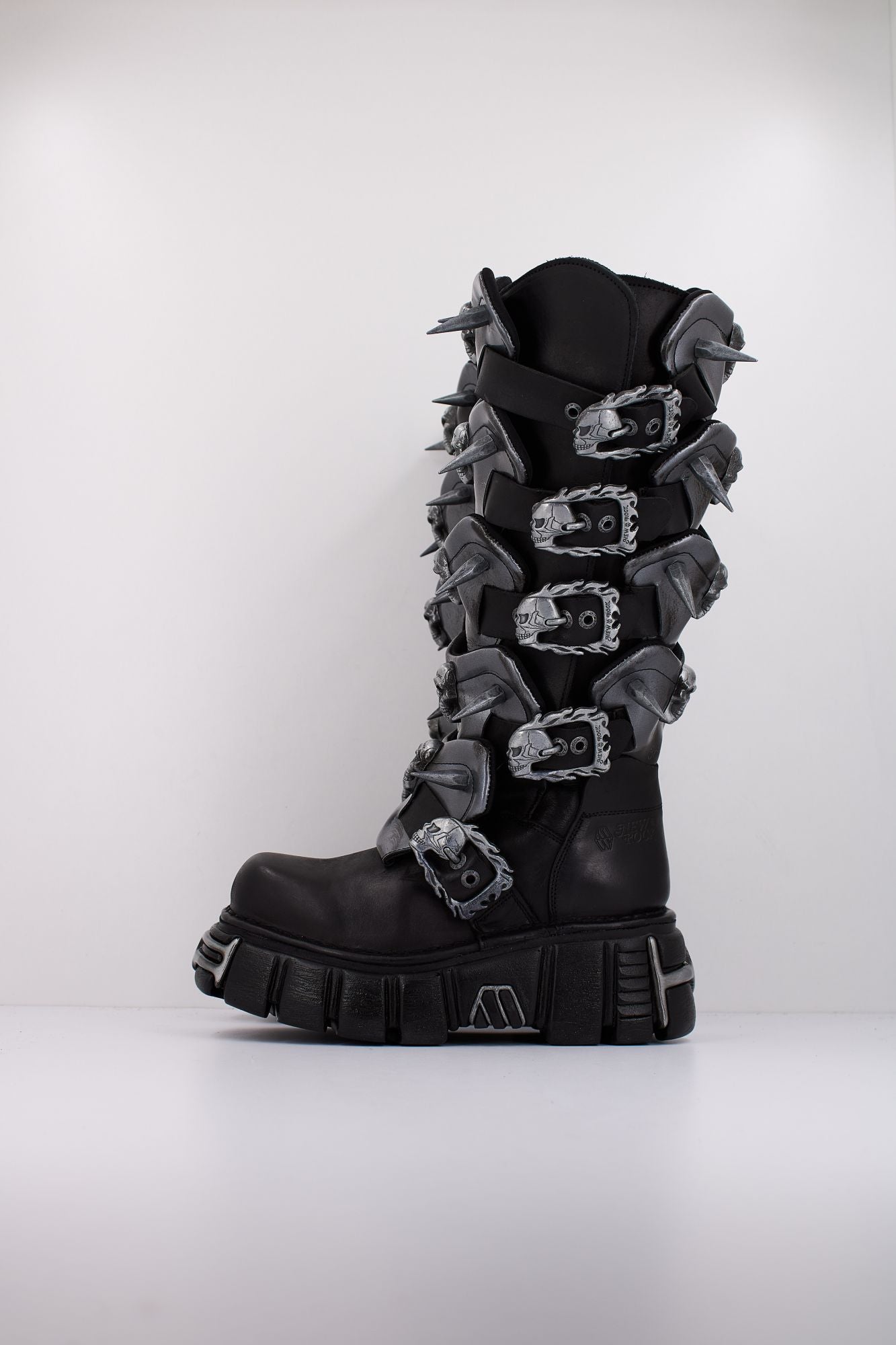 NEW ROCK M760 C1 en color NEGRO (1)