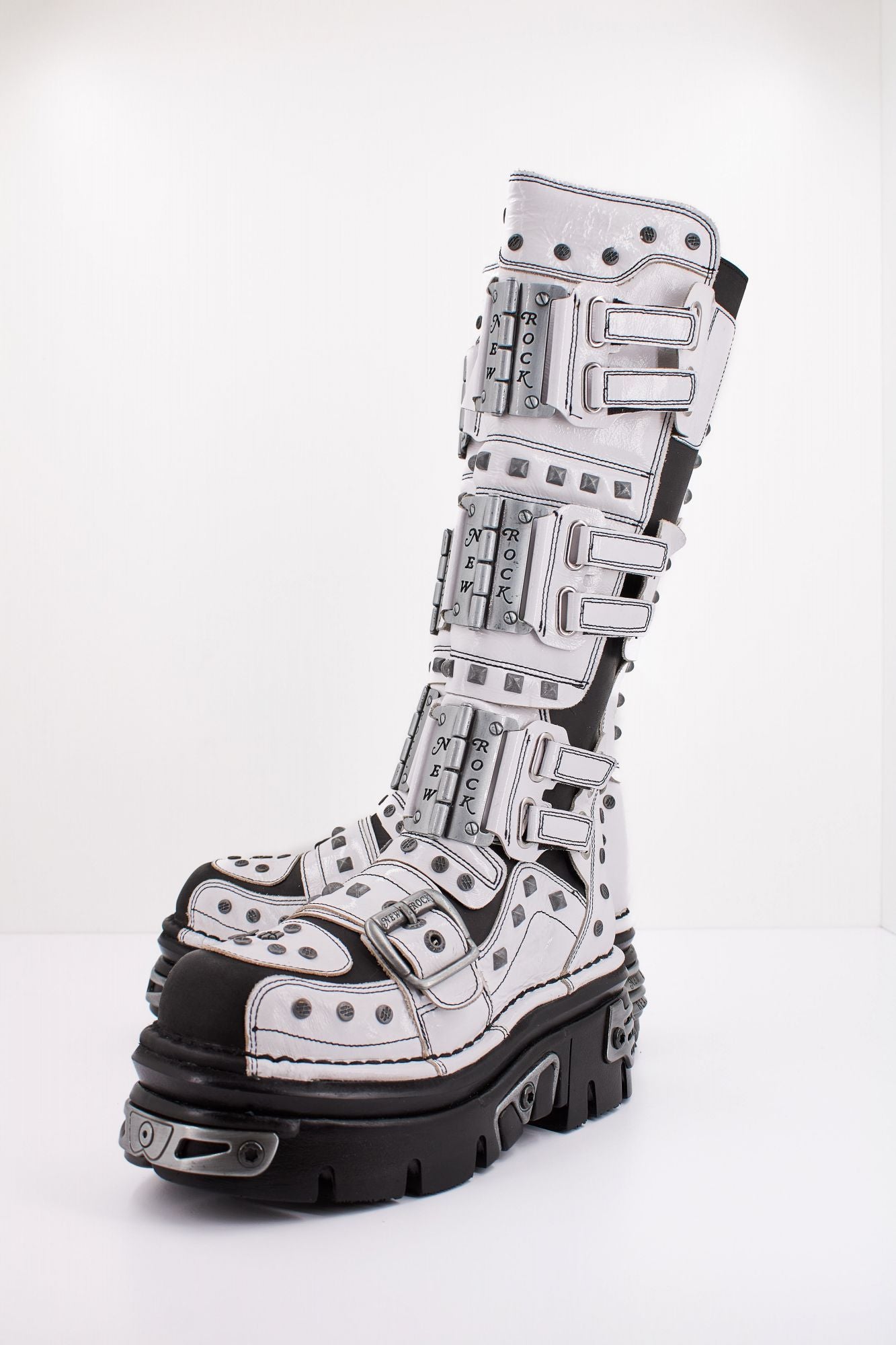 NEW ROCK  HIGH BOOT METALLIC M800 C2 HIGH en color BLANCO (2)