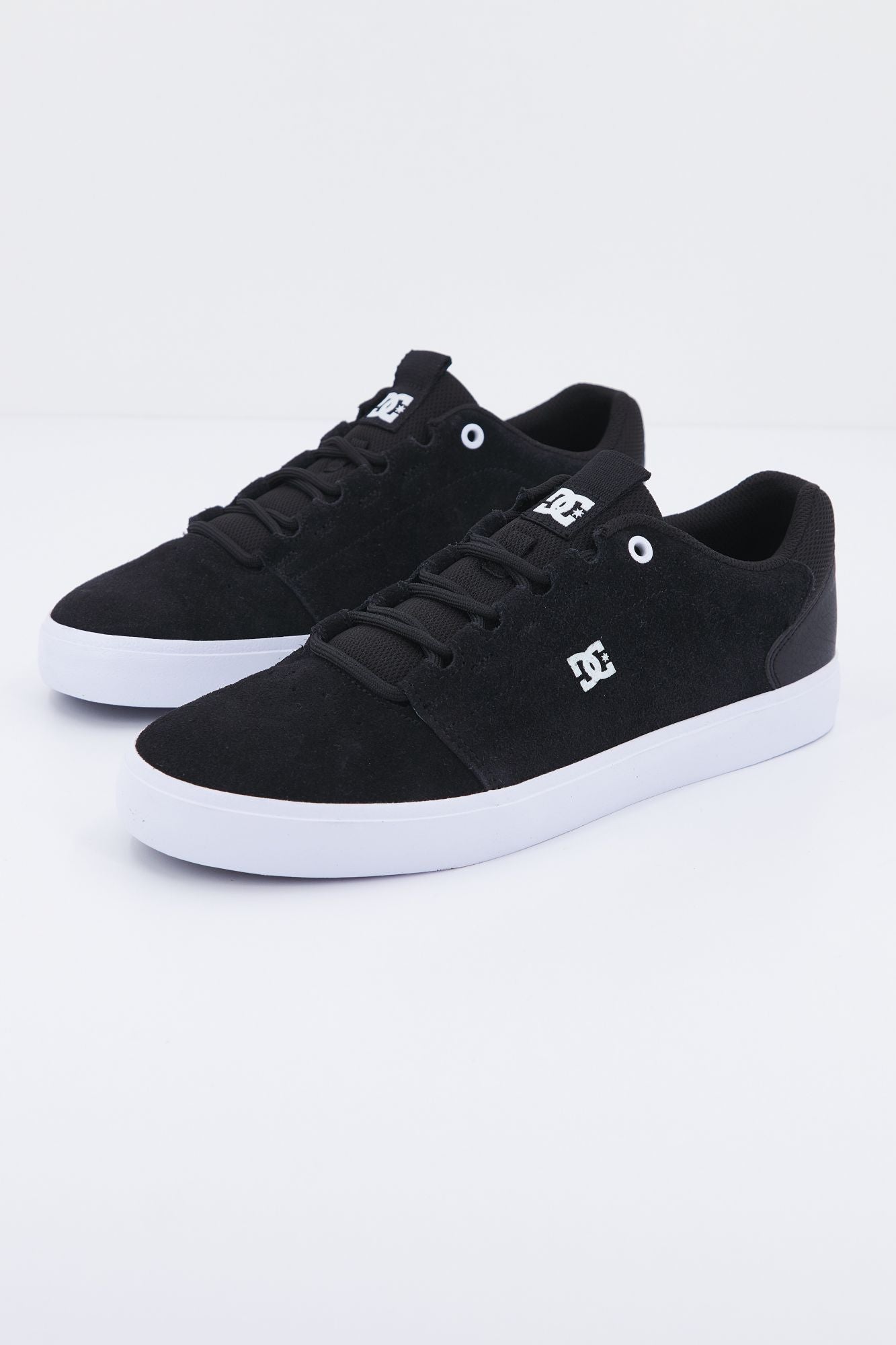 DC HYDE M SHOE en color NEGRO (1)