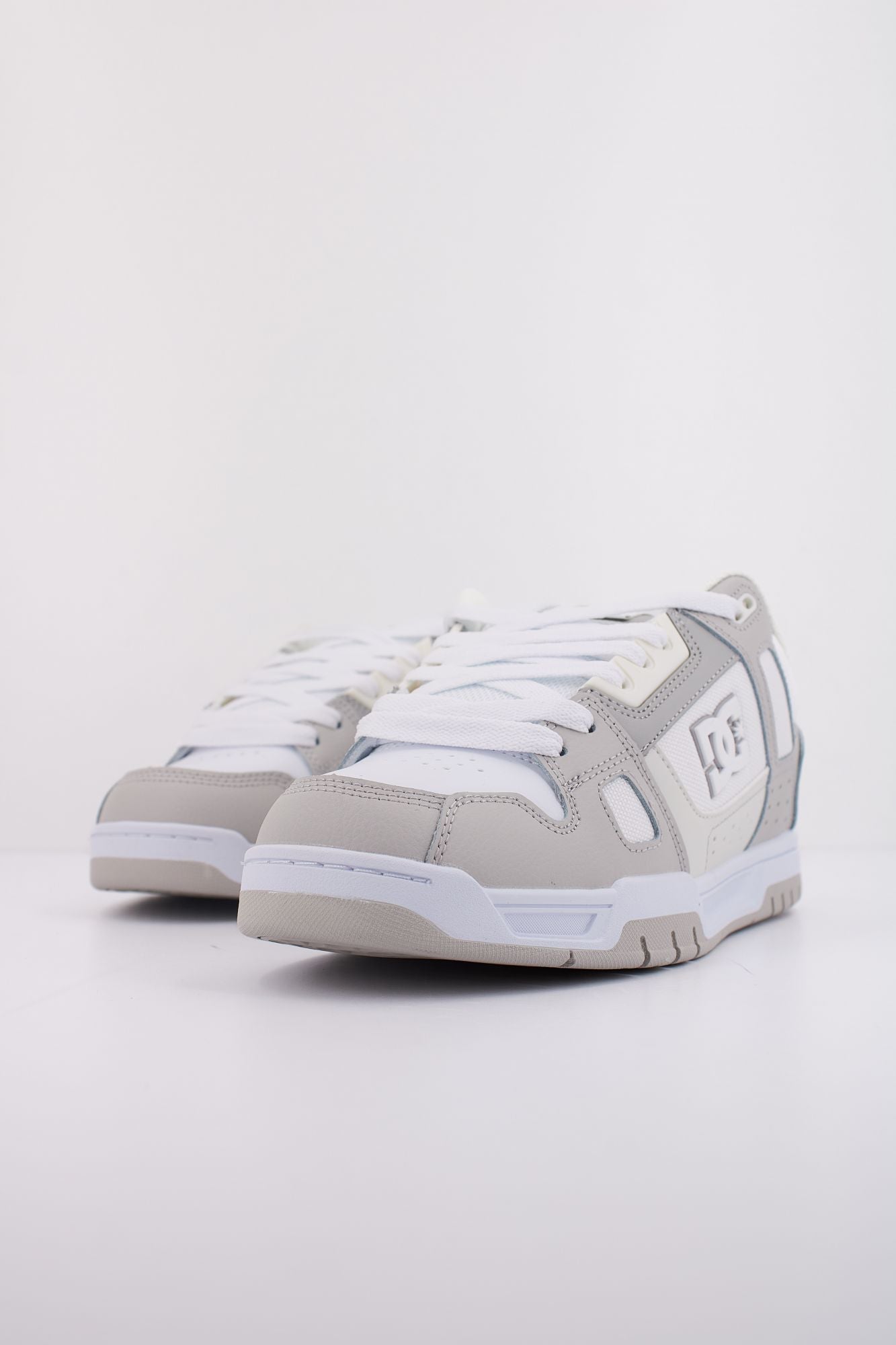 DC STAG en color BEIS (2)