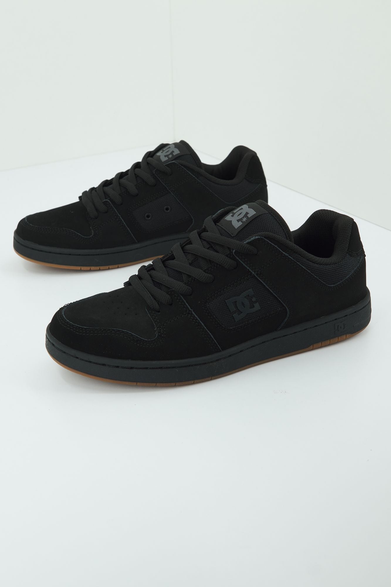 DC MANTECA 4 M SHOE en color NEGRO (1)