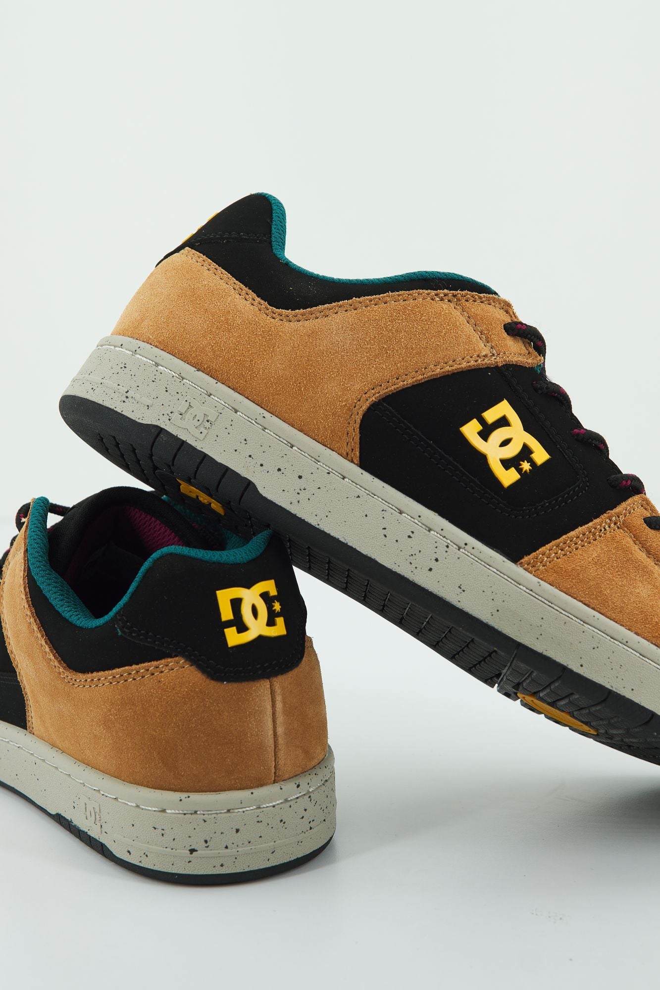 DC MANTECA 4 M SHOE en color MARRON (4)
