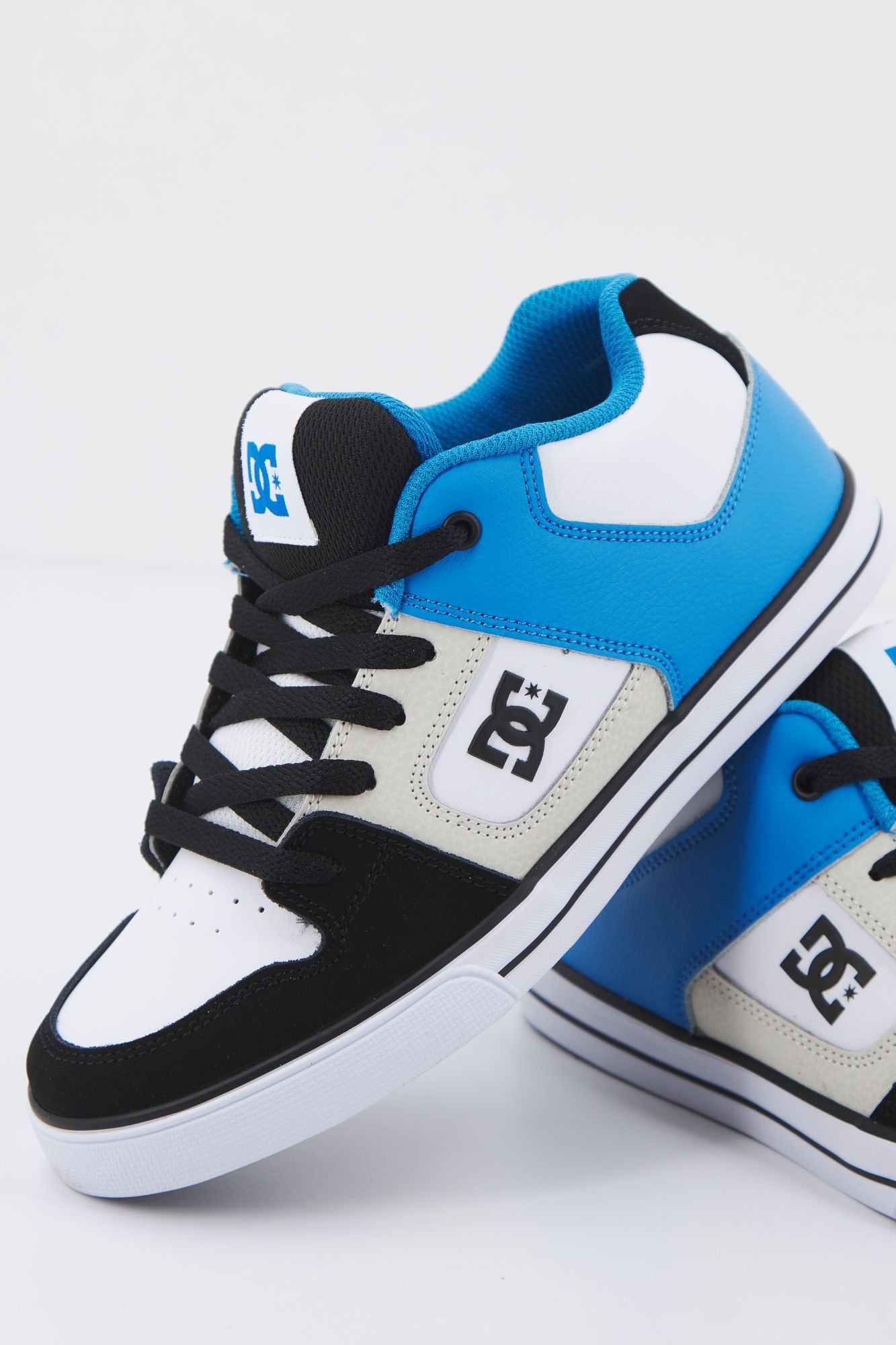 DC PURE MID en color AZUL (3)