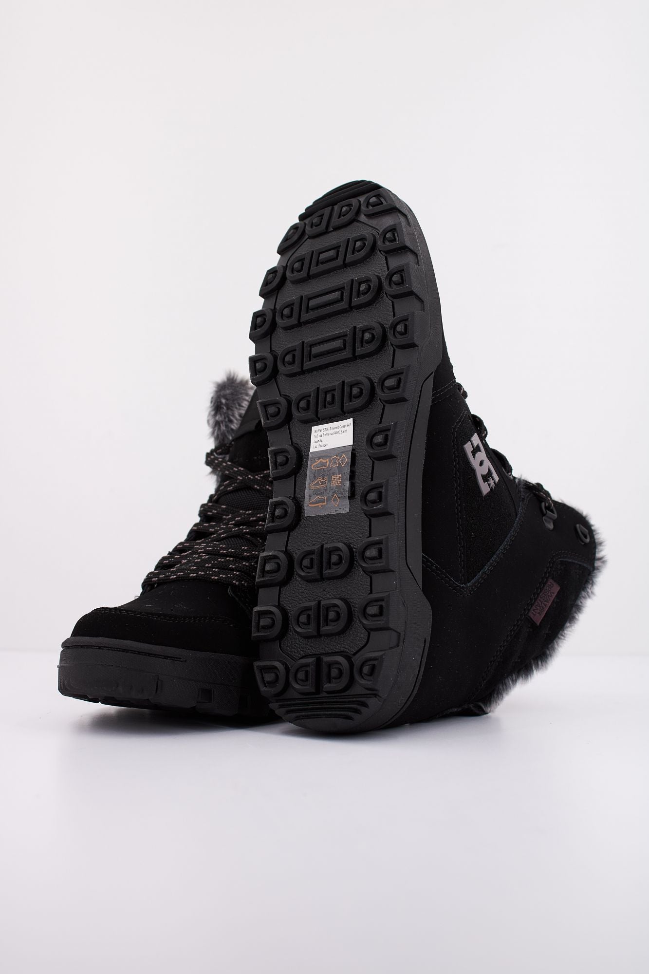 DC MANTECA 4 BOOT en color NEGRO (5)