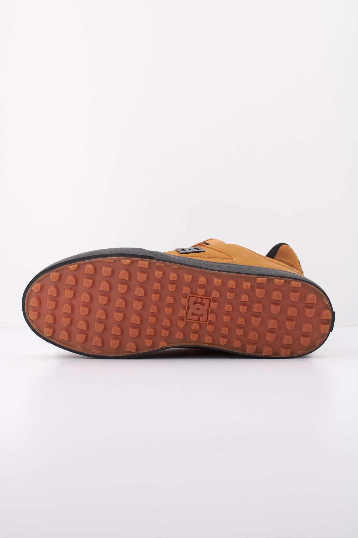 DC PURE WNT en color MARRON (5)