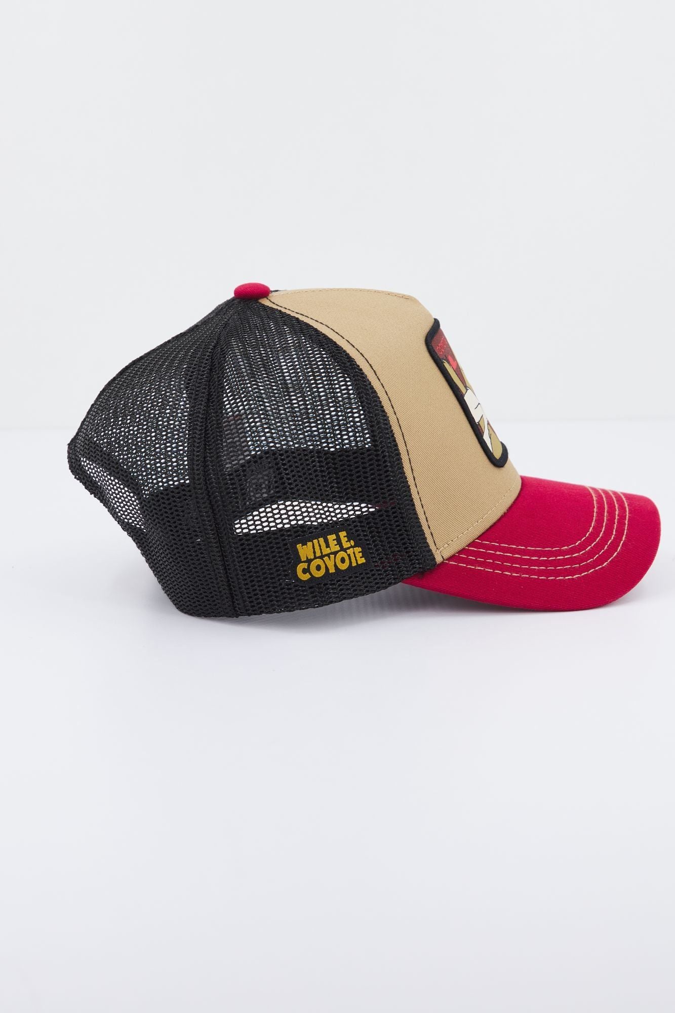 CAPSLAB BUGS BUNNY en color MARRON (2)