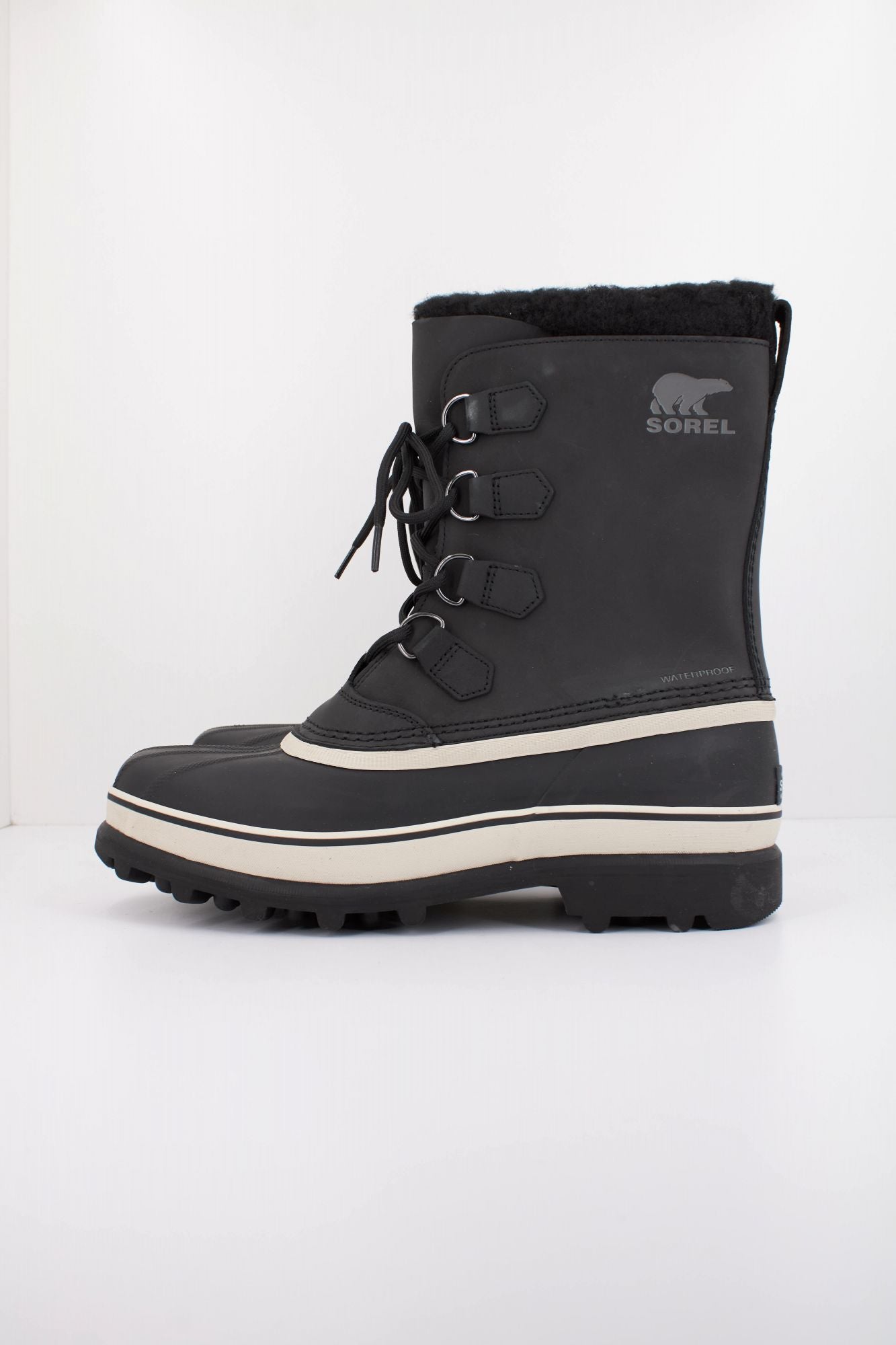SOREL CARIBOU MEN en color NEGRO (1)