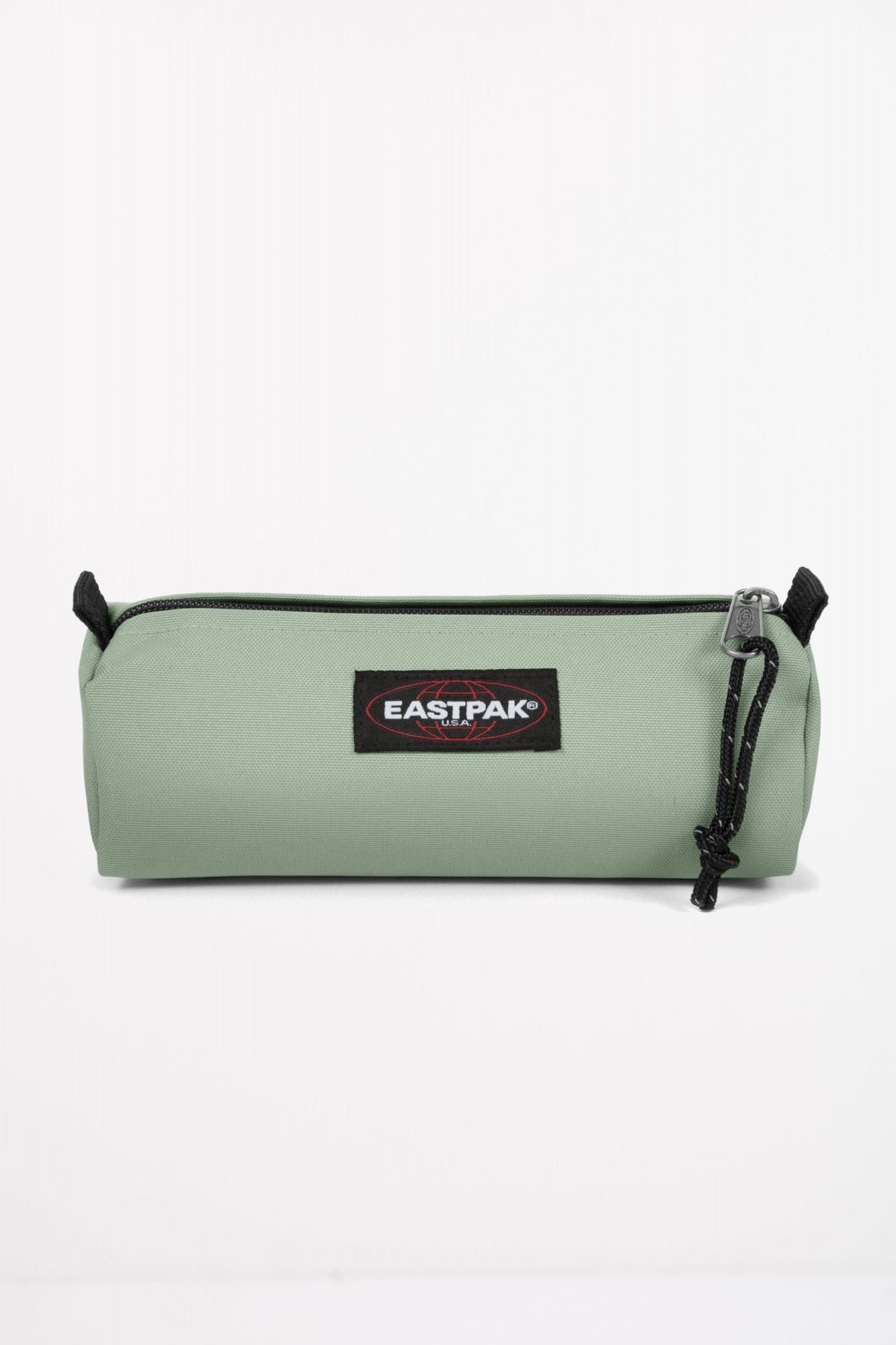 EASTPAK BENCHMARK SINGLE FROST en color VERDE (1)