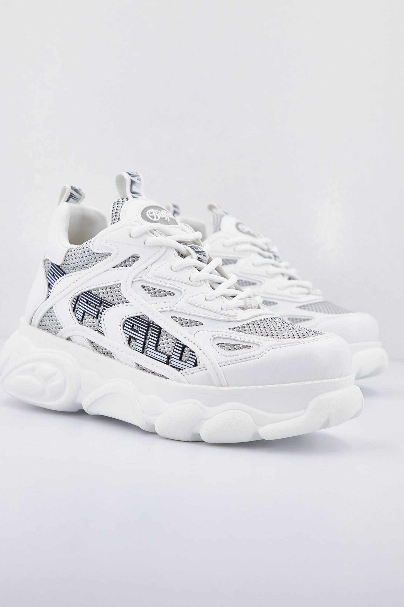 BUFFALO CLD GRID en color BLANCO (2)