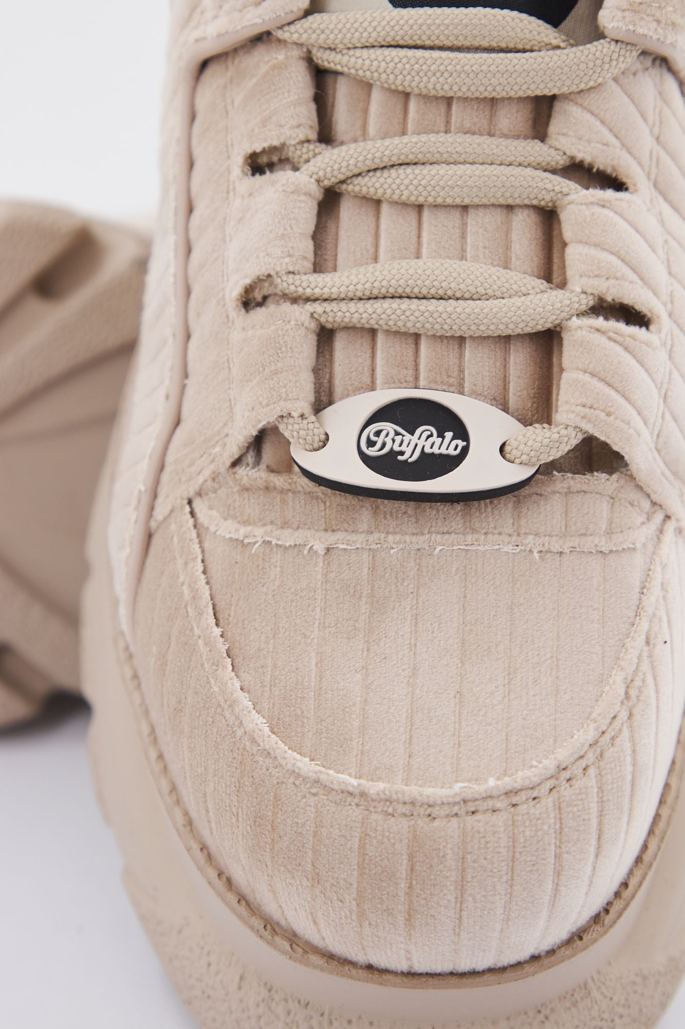 BUFFALO 1534126B 1339 14 en color BEIS (4)