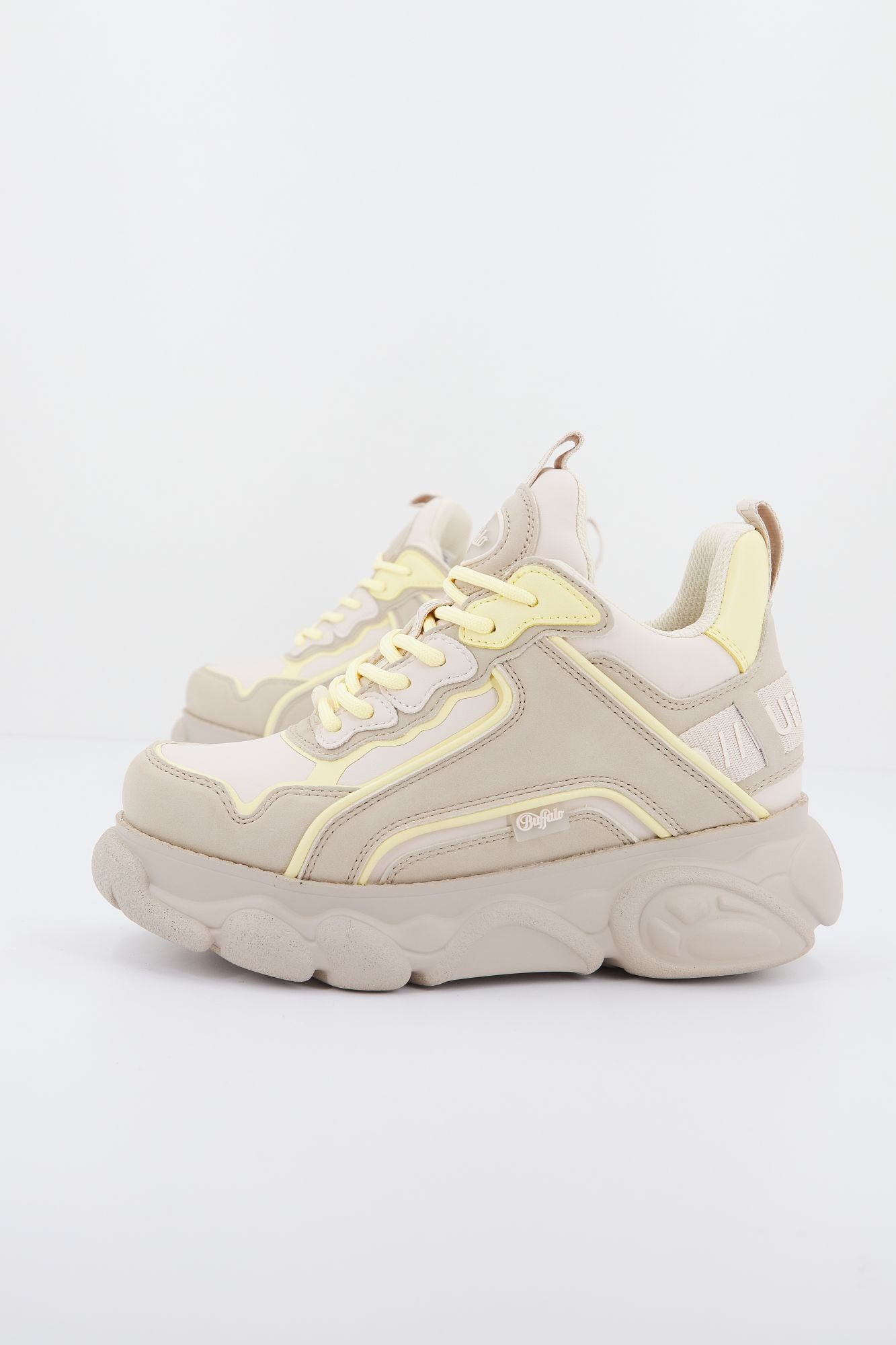 BUFFALO CLD CHAI en color BEIS (1)