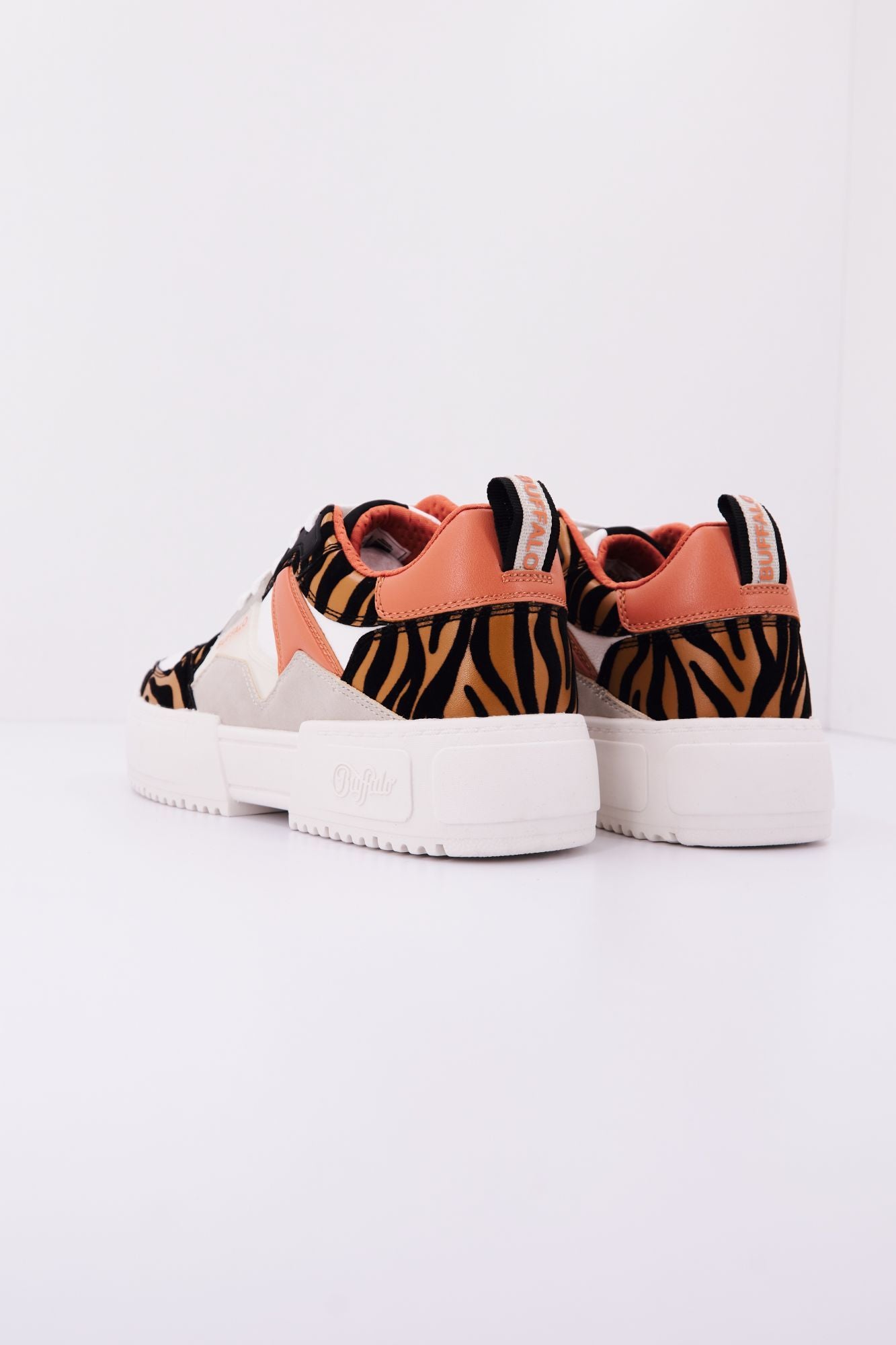 BUFFALO RSE V2 en color ANIMAL PRINT (4)