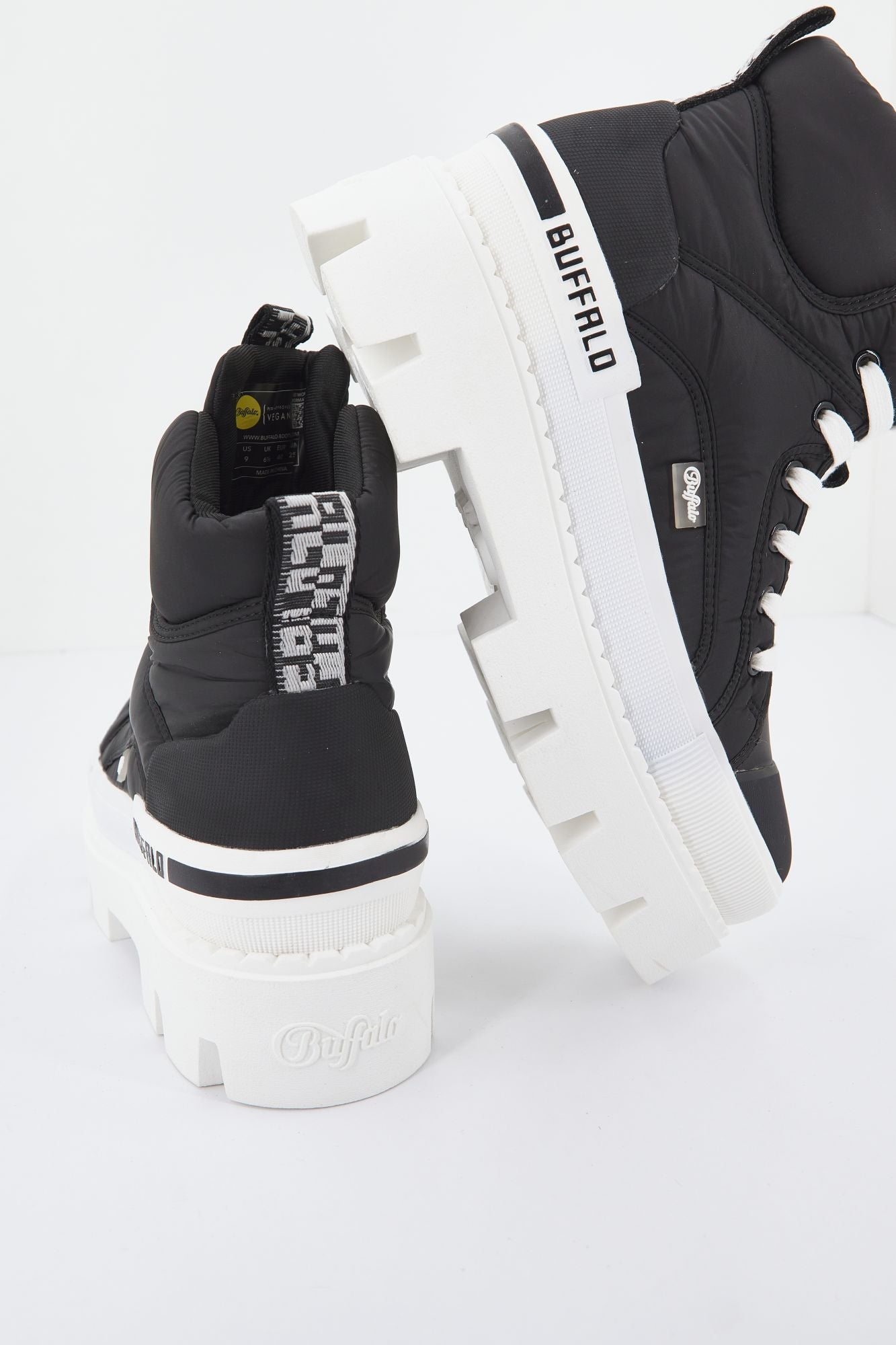 BUFFALO RAVEN LACEUP MID en color NEGRO (4)