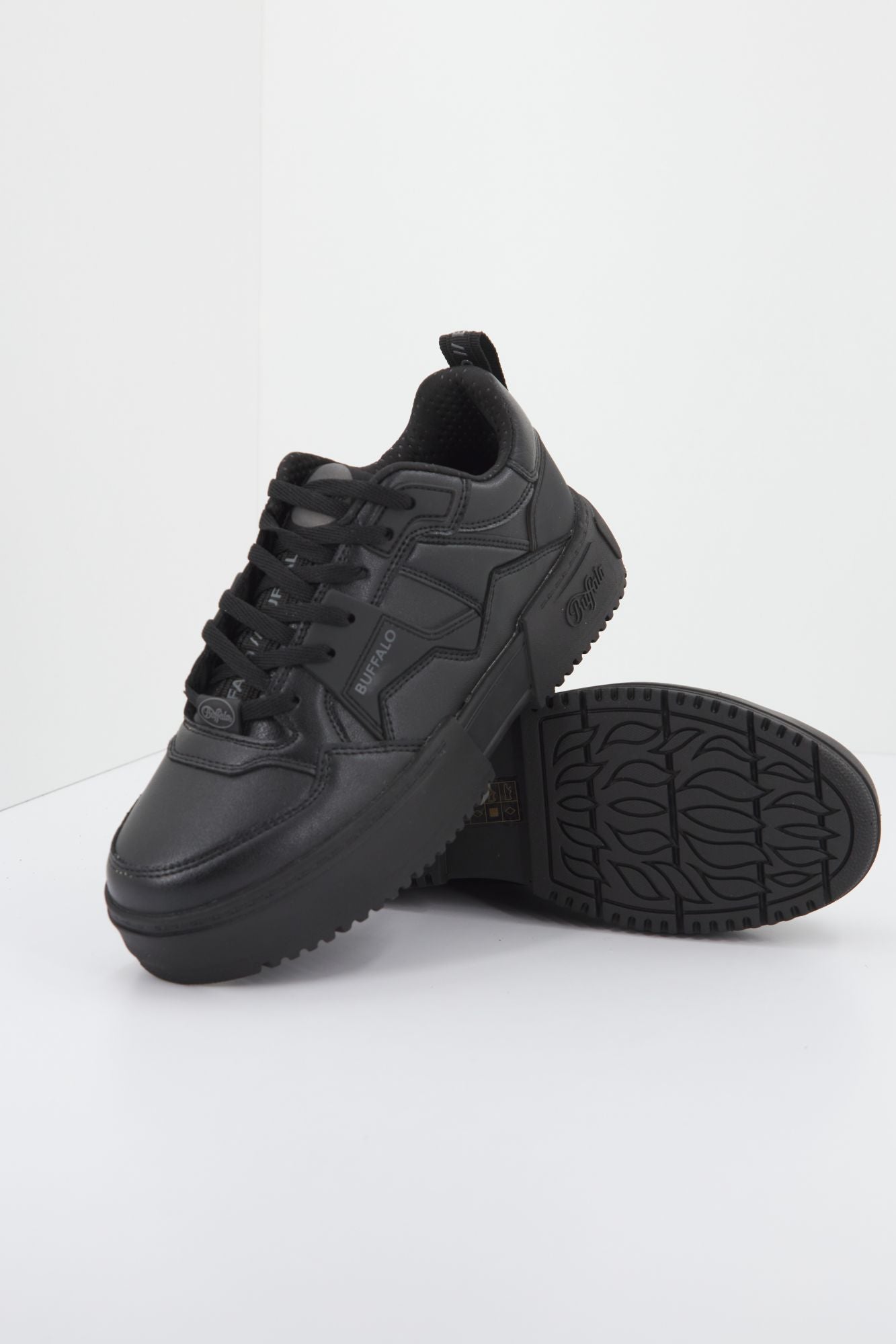 BUFFALO RSE V2 en color NEGRO (4)