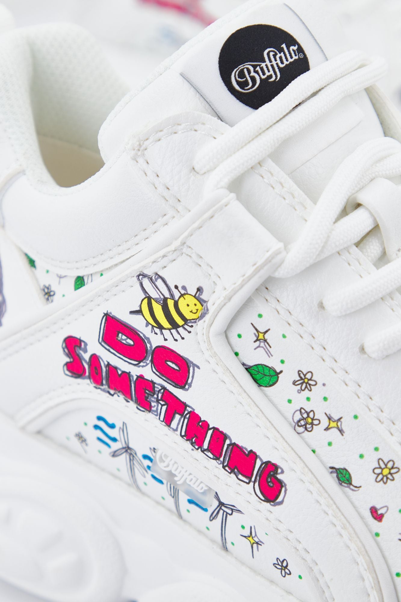 BUFFALO CLD CORIN en color BLANCO (4)