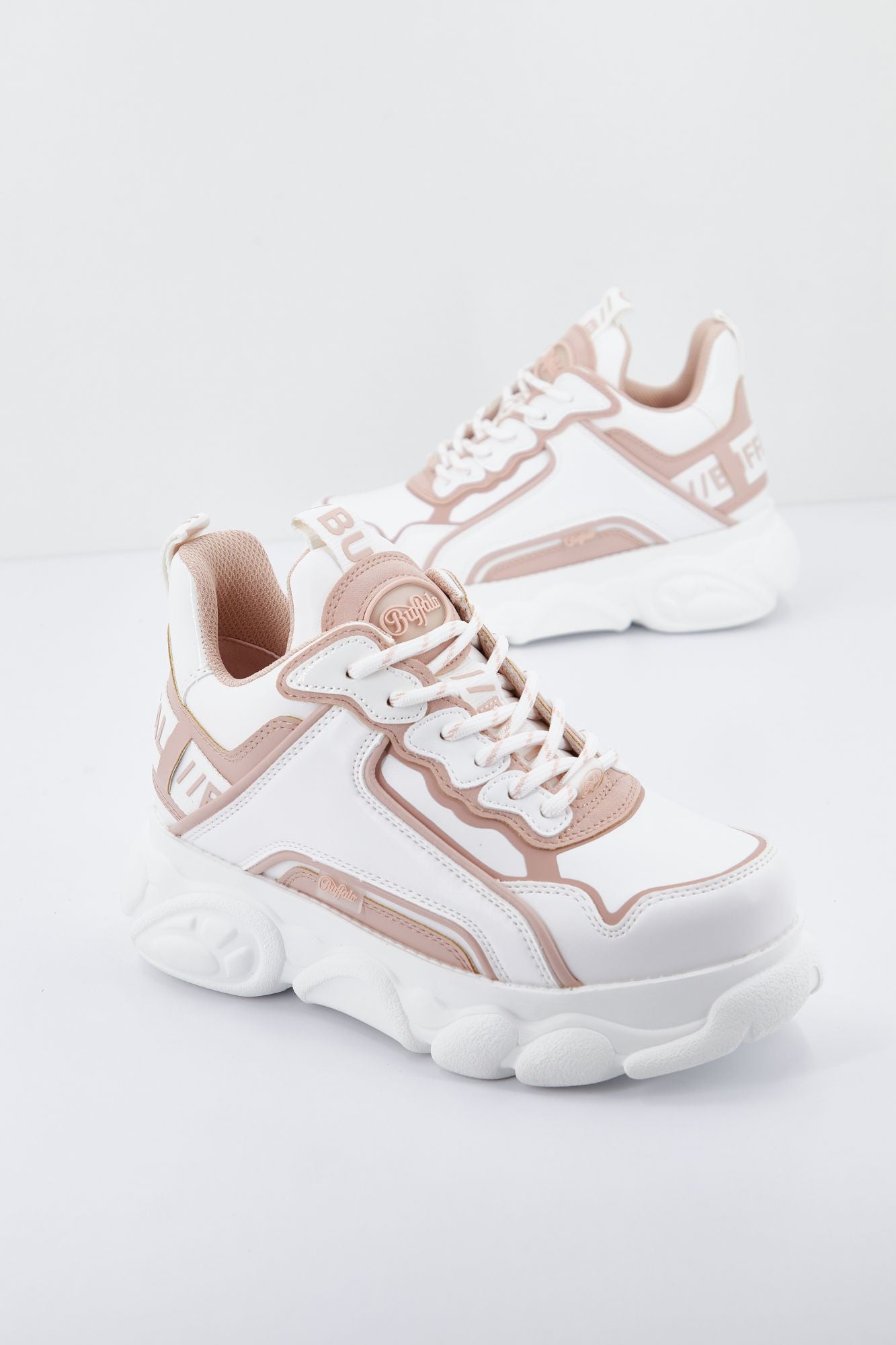 BUFFALO  CLD CHAI en color BLANCO (1)