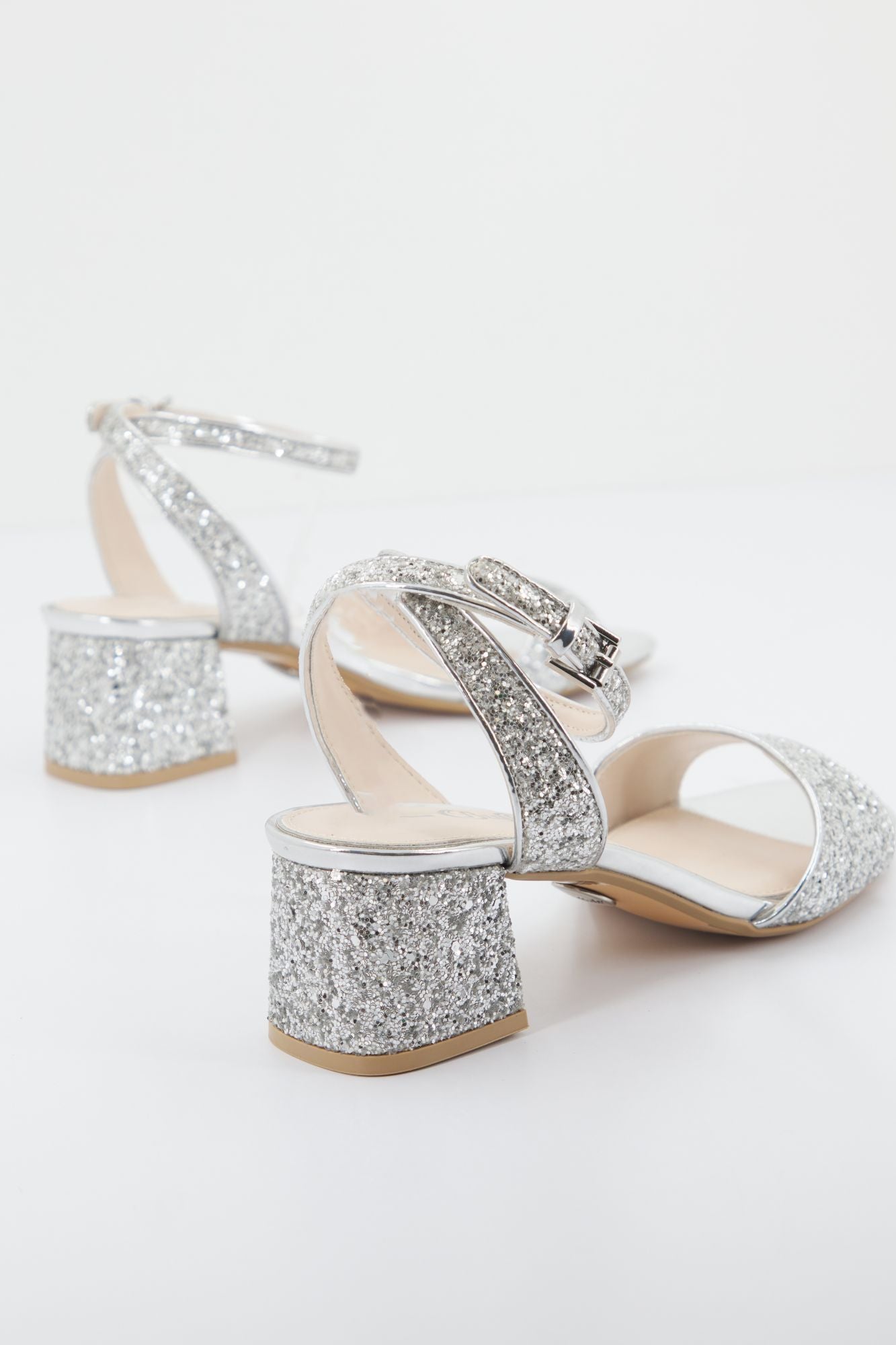 BUFFALO RAINELLE en color PLATA (3)