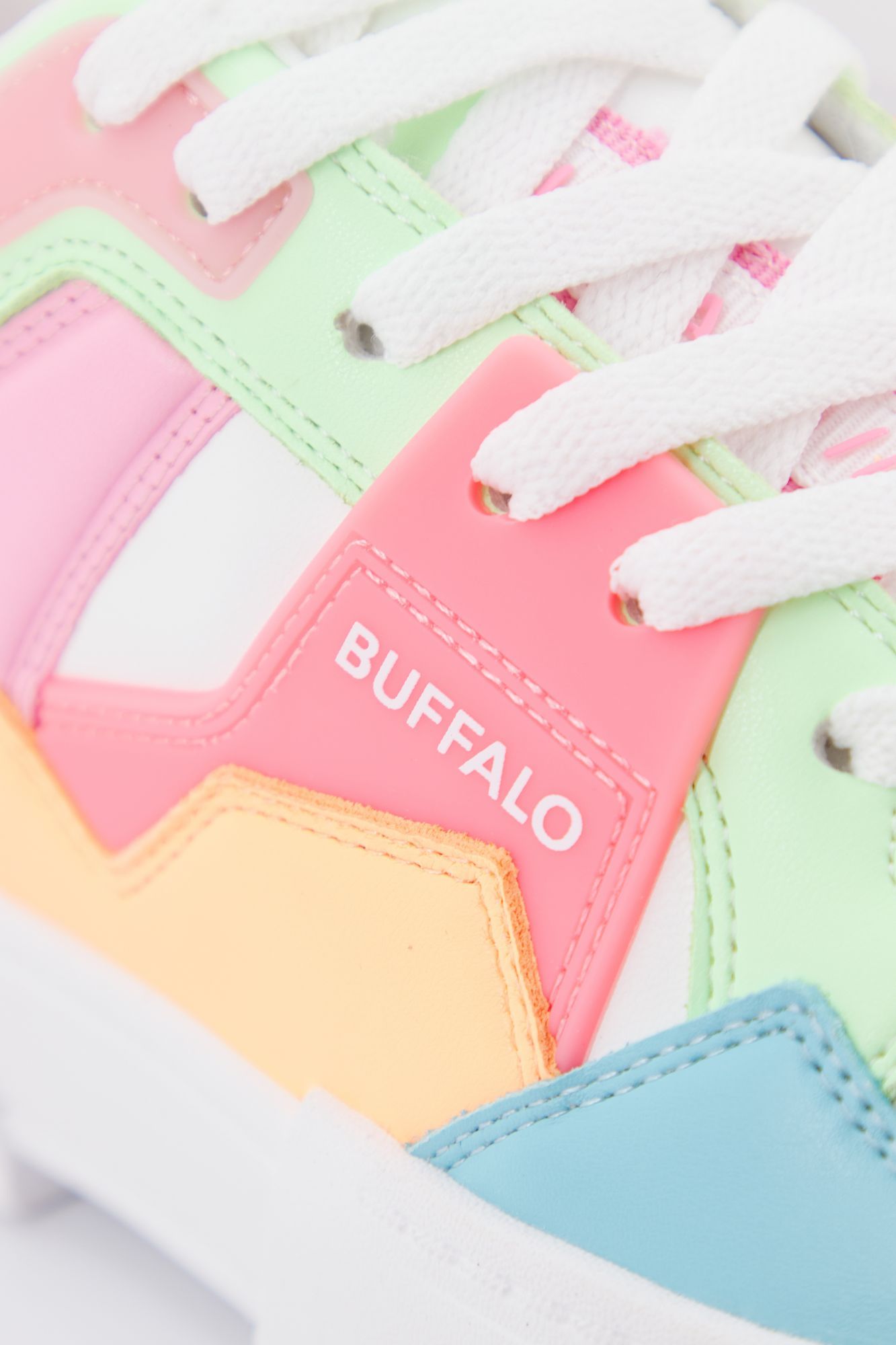 BUFFALO 1630907B RSE V2 en color NARANJA (4)