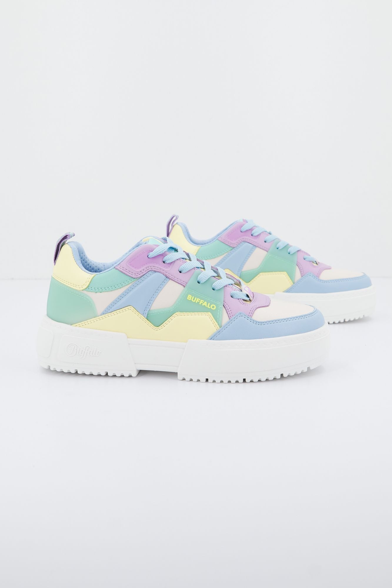 BUFFALO RSE V2 en color MULTICOLOR (2)
