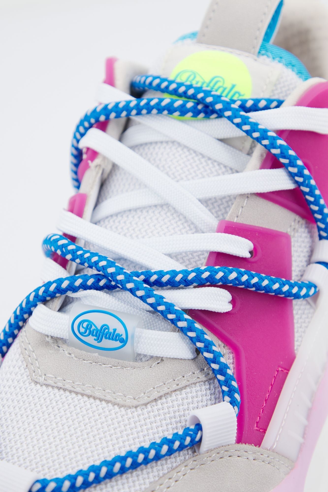 BUFFALO  TRIPLET LACE en color GRIS (4)