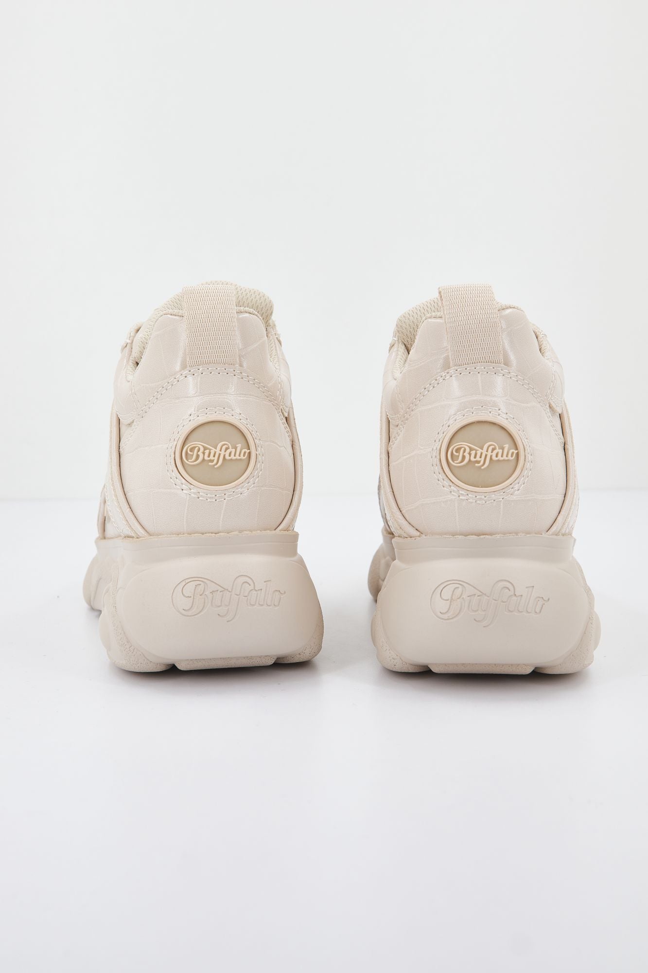 BUFFALO CLD CORIN en color NUDE (4)