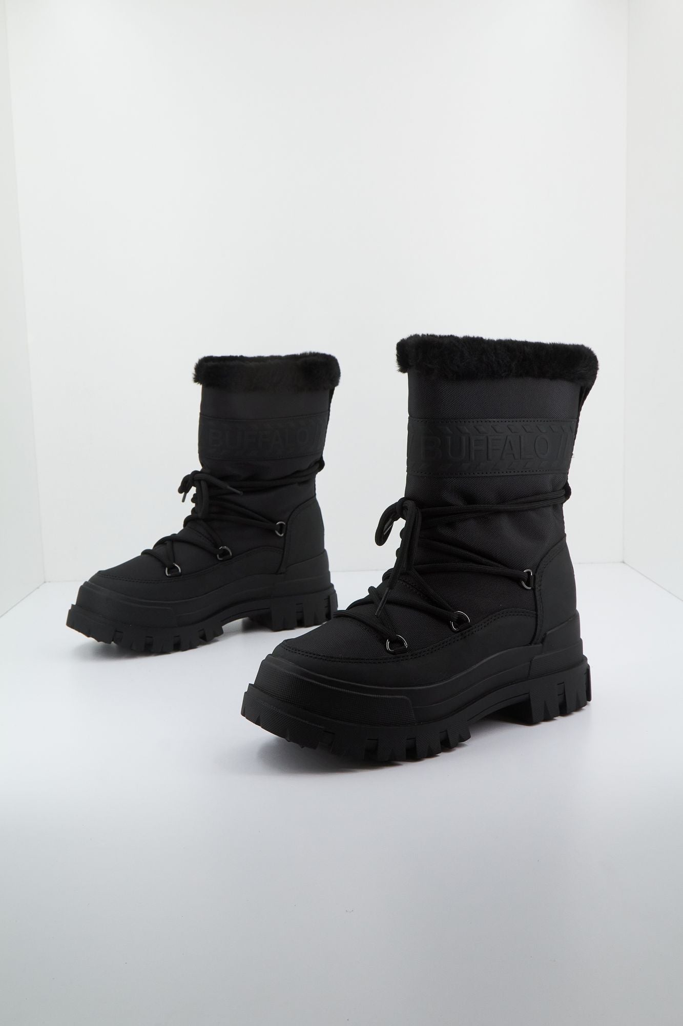 BUFFALO ASPHA BLIZZARD 2 en color NEGRO (1)