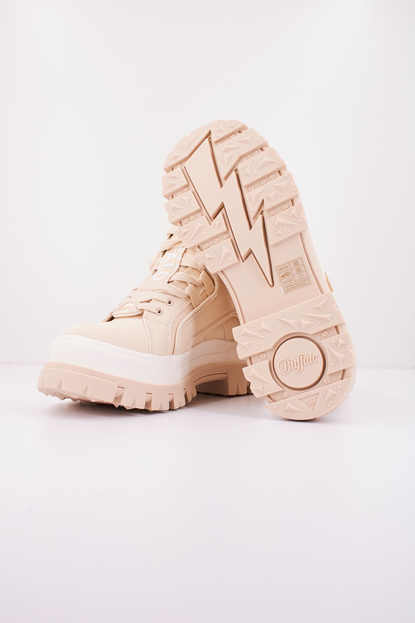 BUFFALO ASPHA NC MID en color BEIS (4)