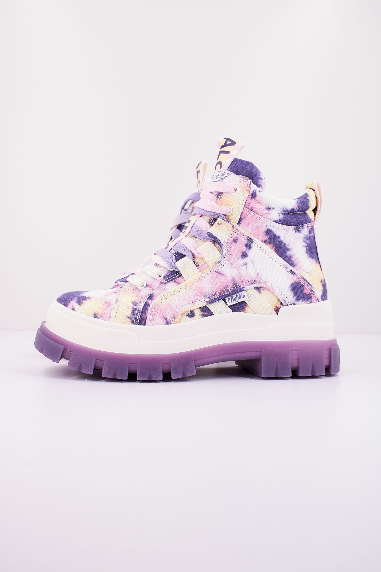BUFFALO ASPHA NC MID en color VIOLETA (1)