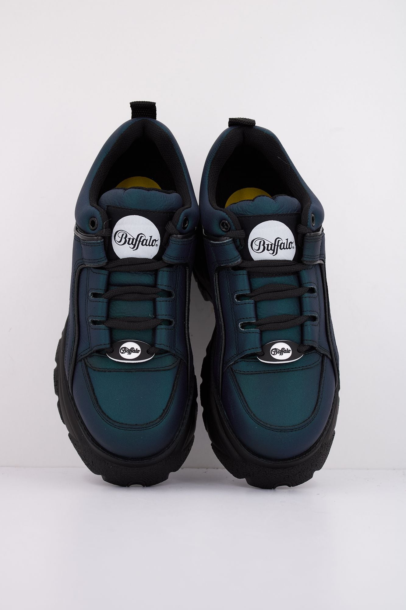 BUFFALO CALAF LEATHER en color VERDE (3)