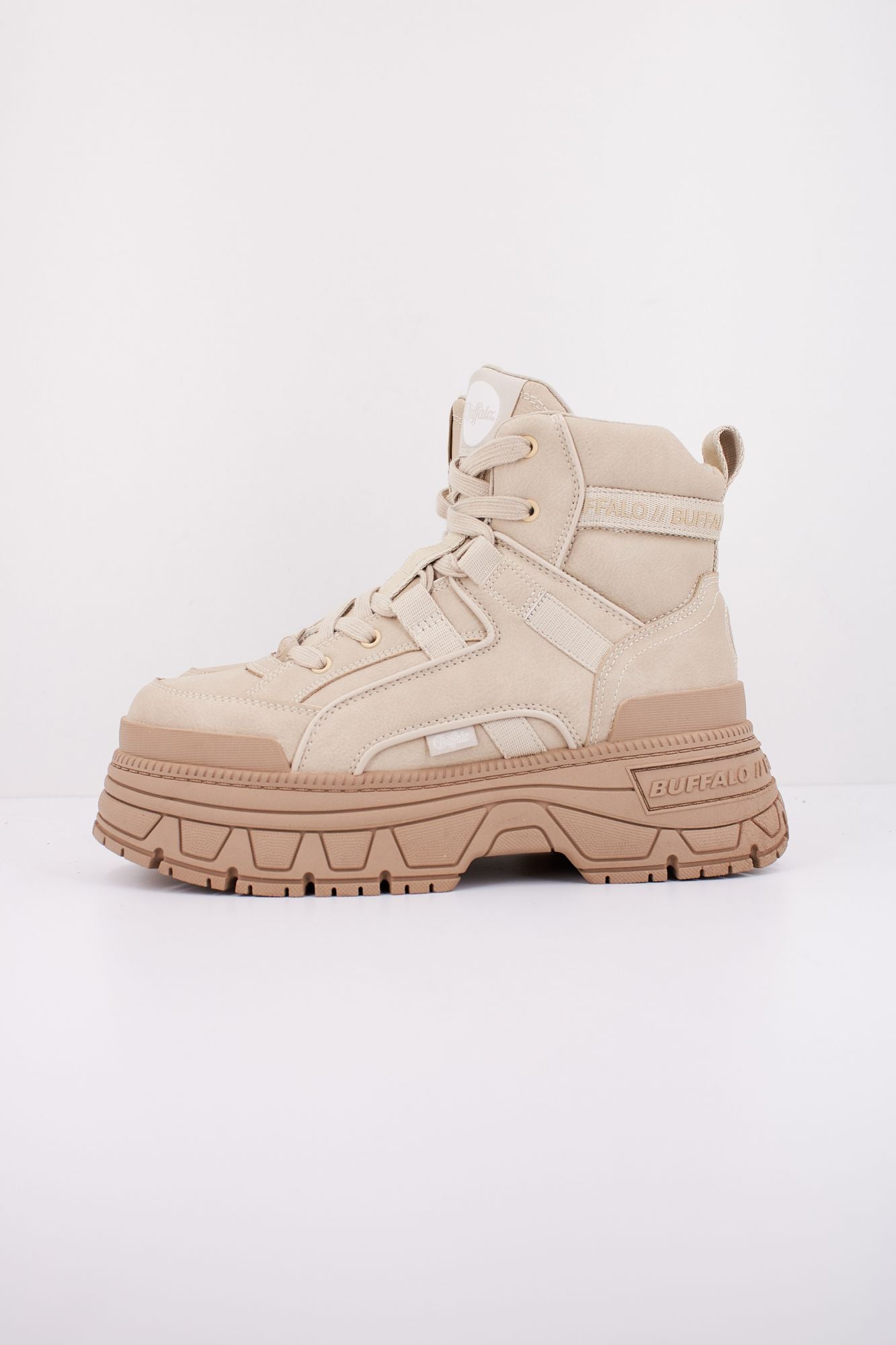 BUFFALO FUSION HYB MID en color MARRON CLARO (1)