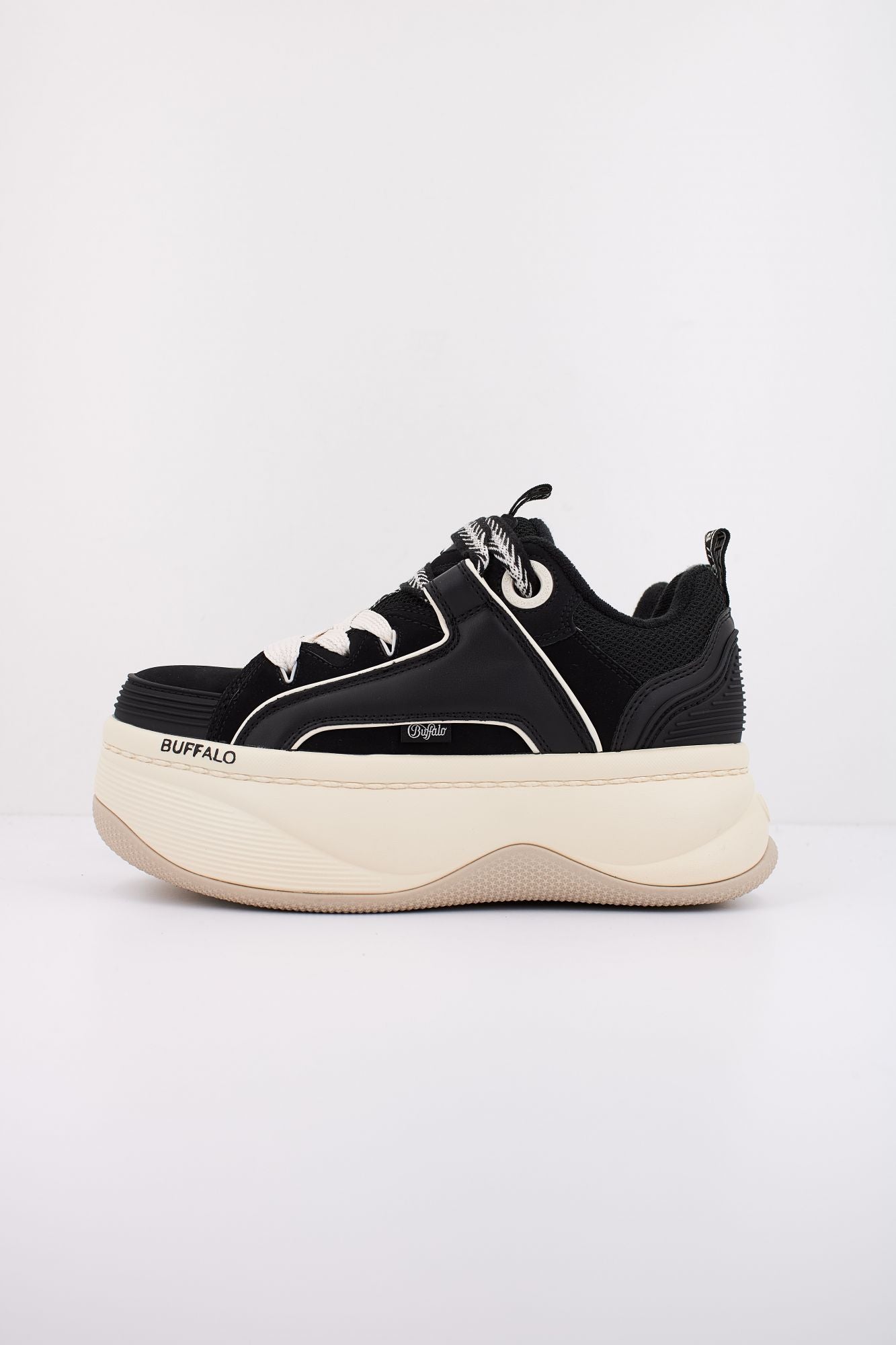 BUFFALO ORCUS en color NEGRO (1)