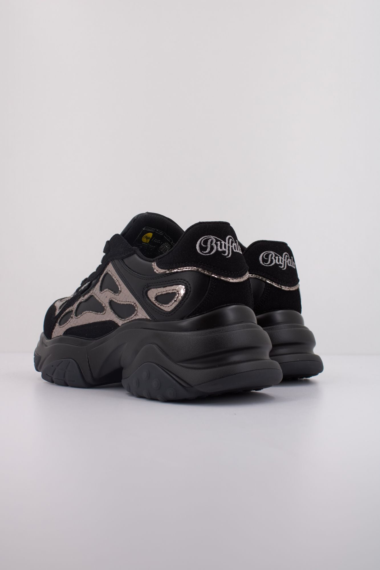 BUFFALO  TAIFUN  en color NEGRO (4)