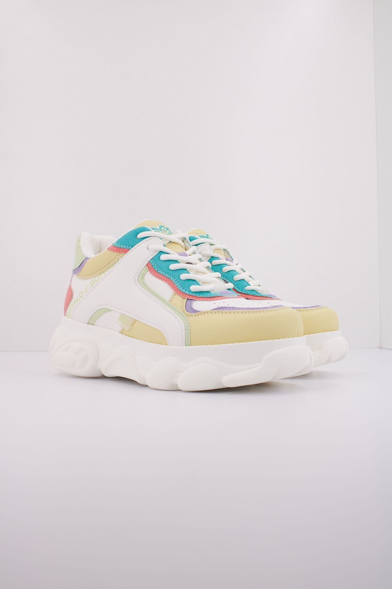 BUFFALO CLD ECHO en color BLANCO (2)