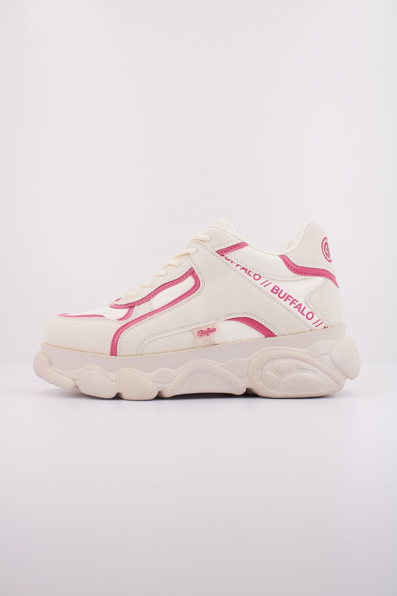 BUFFALO CLD ECHO en color BEIS (1)