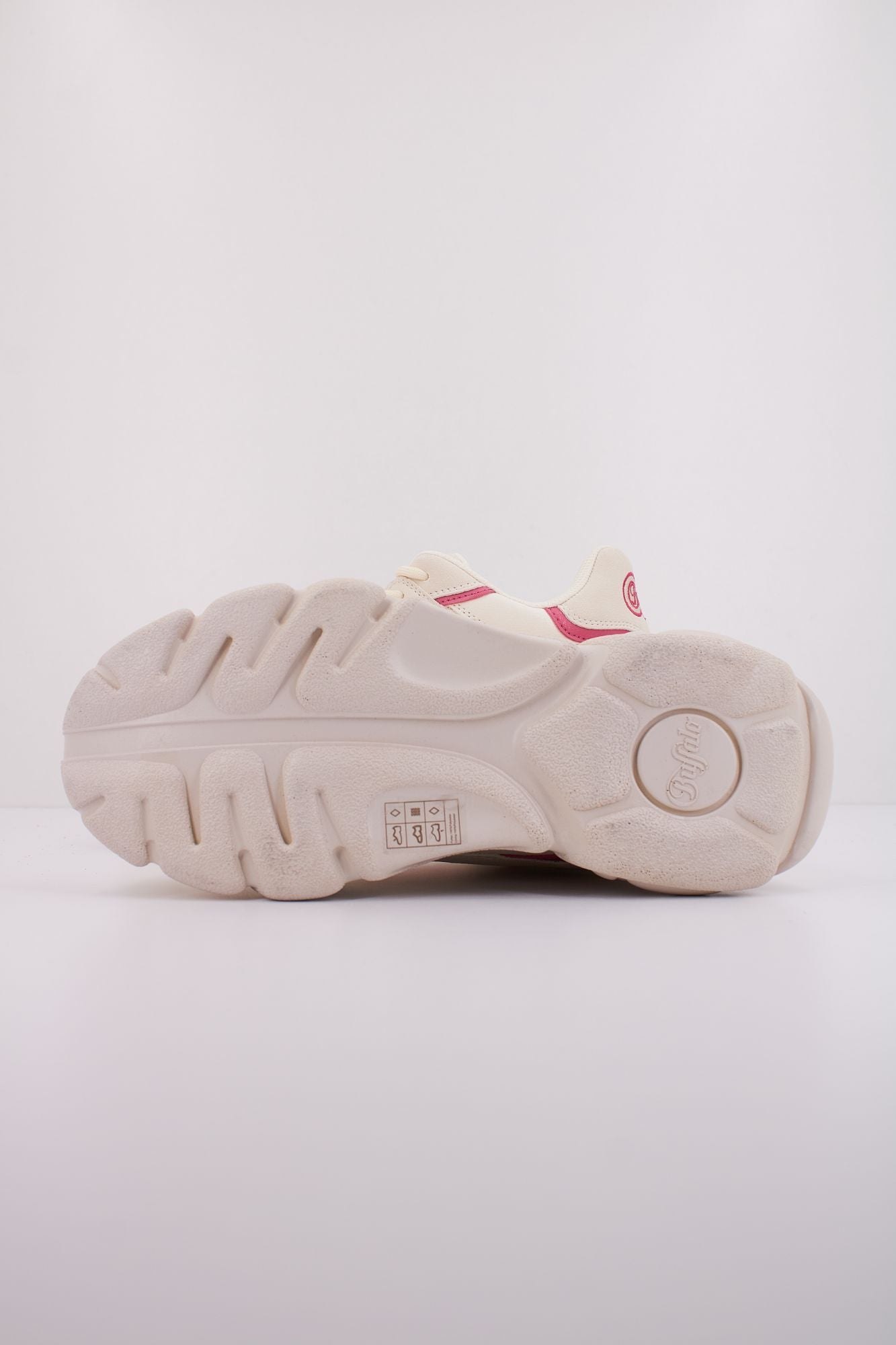 BUFFALO CLD ECHO en color BEIS (5)