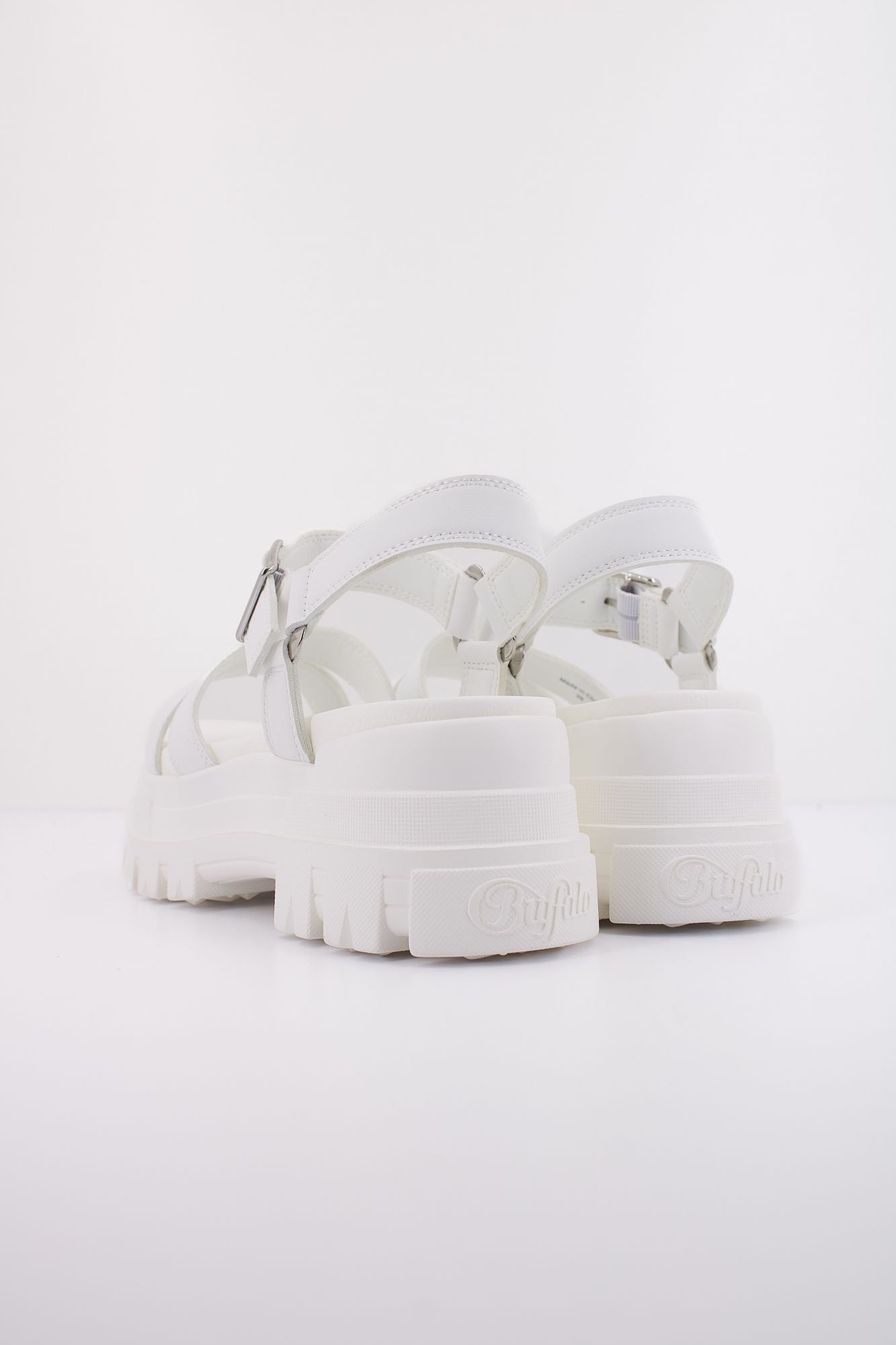 BUFFALO ASPHA TS en color BLANCO (4)