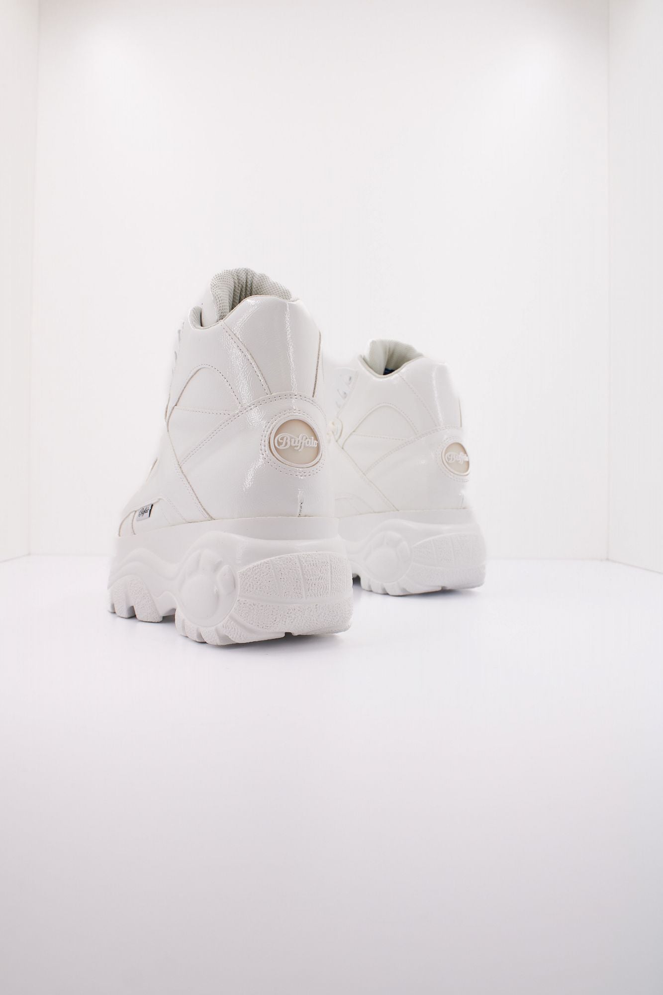 BUFFALO 1340-14 2.0 en color BLANCO (4)
