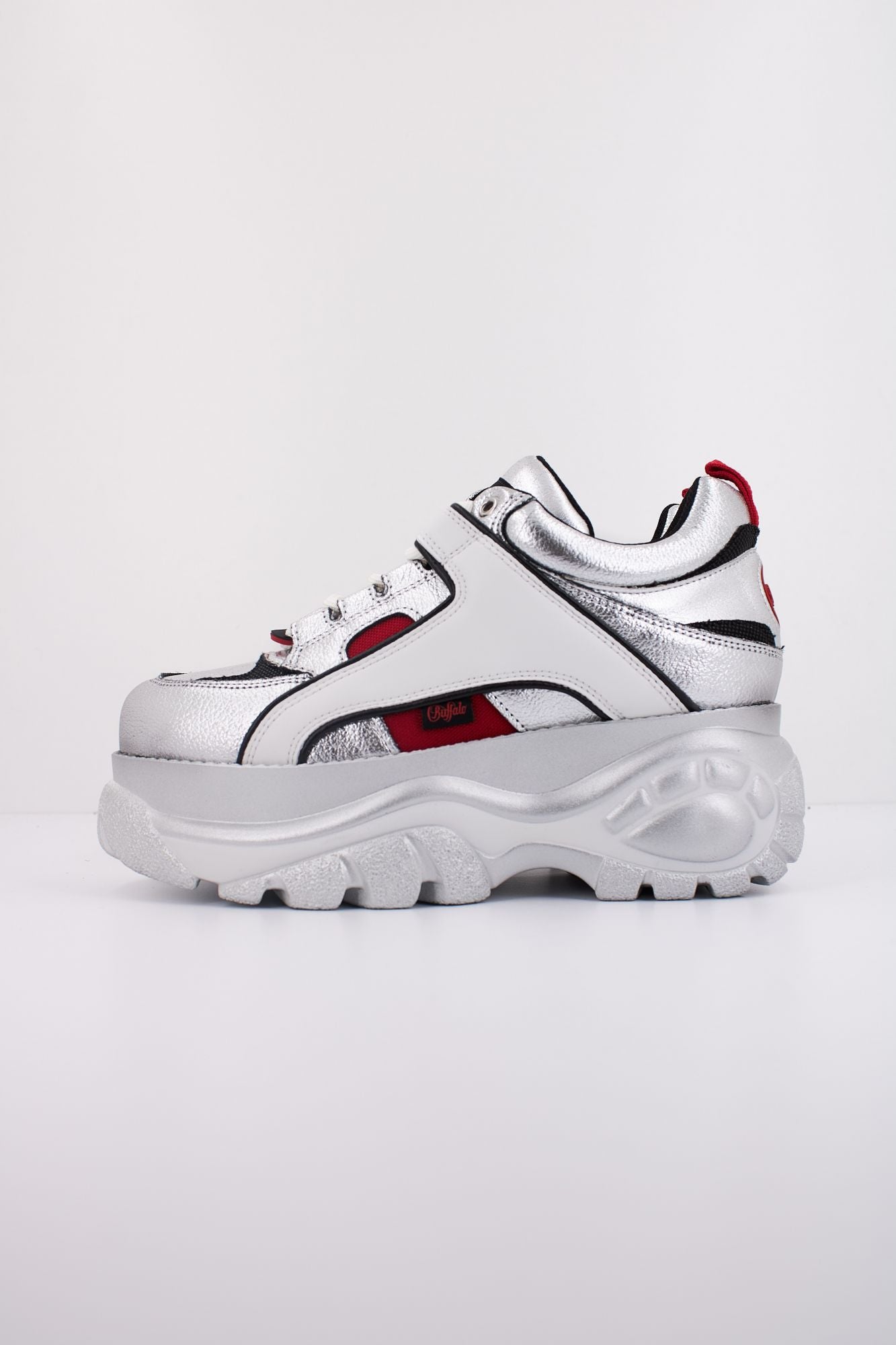 BUFFALO  REV en color PLATA (1)