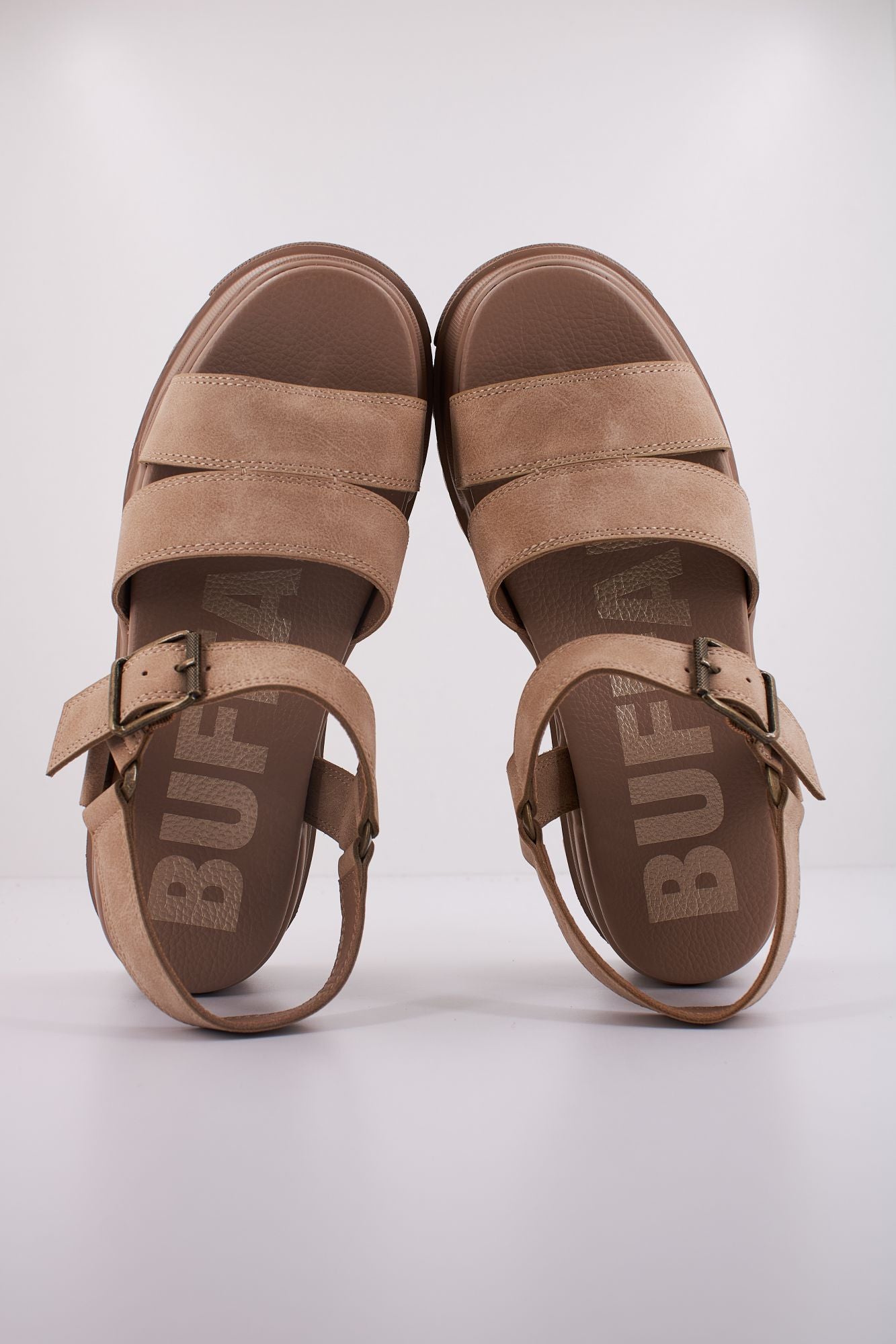 BUFFALO ASPHA TS en color BEIS (3)