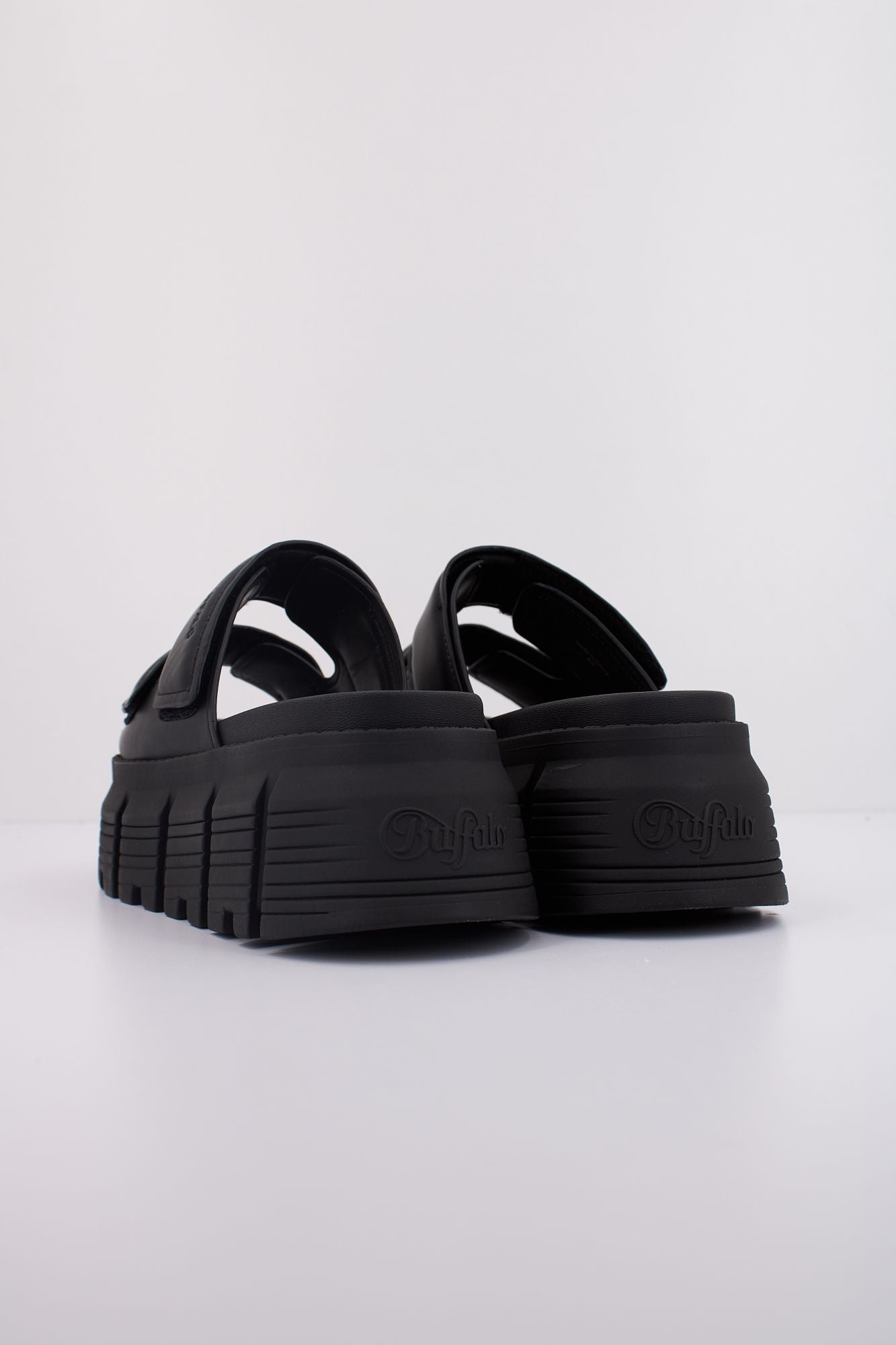 BUFFALO AVA VELARI en color NEGRO (4)