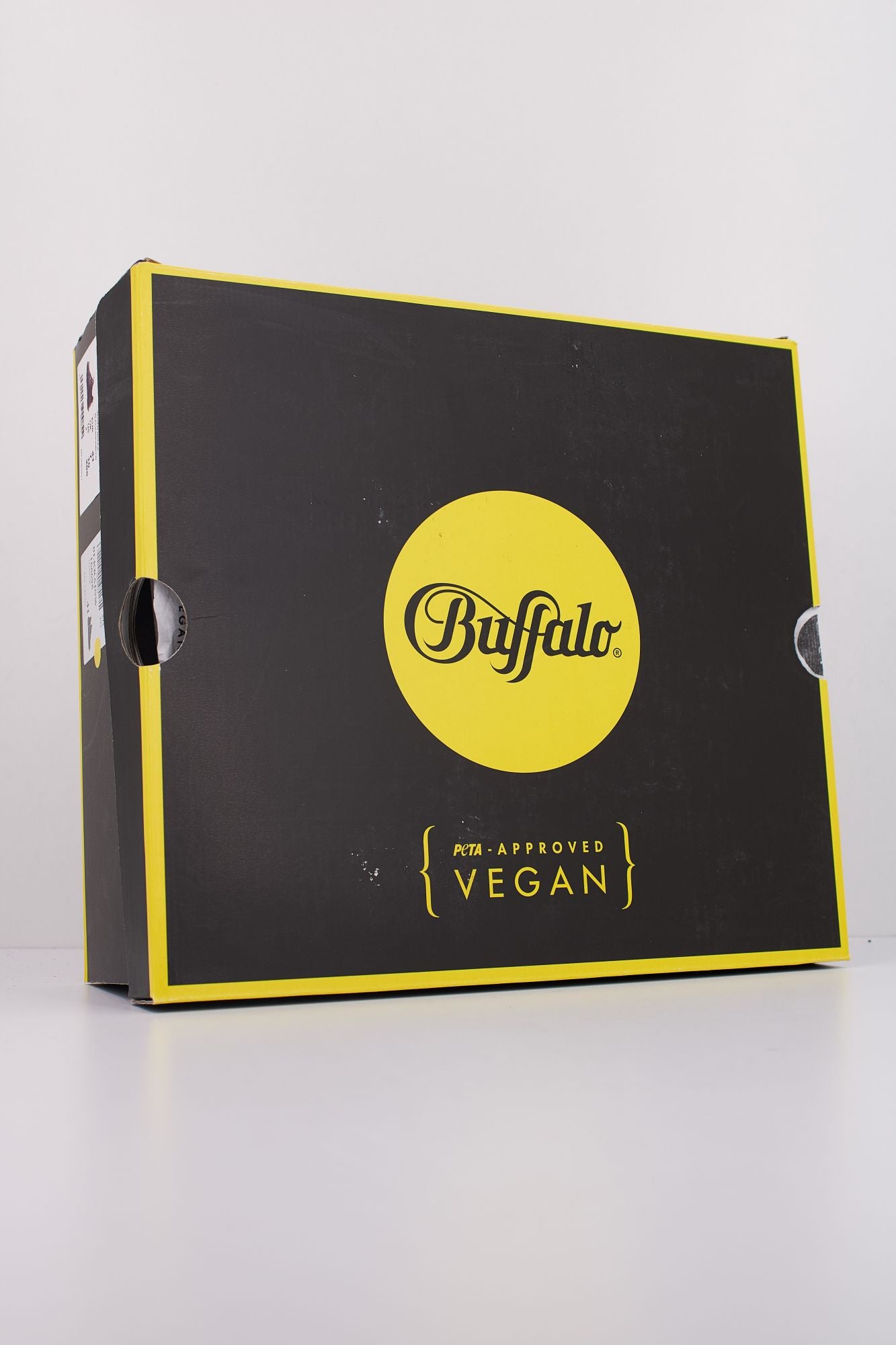 BUFFALO CLD CHAI  en color NEGRO (6)