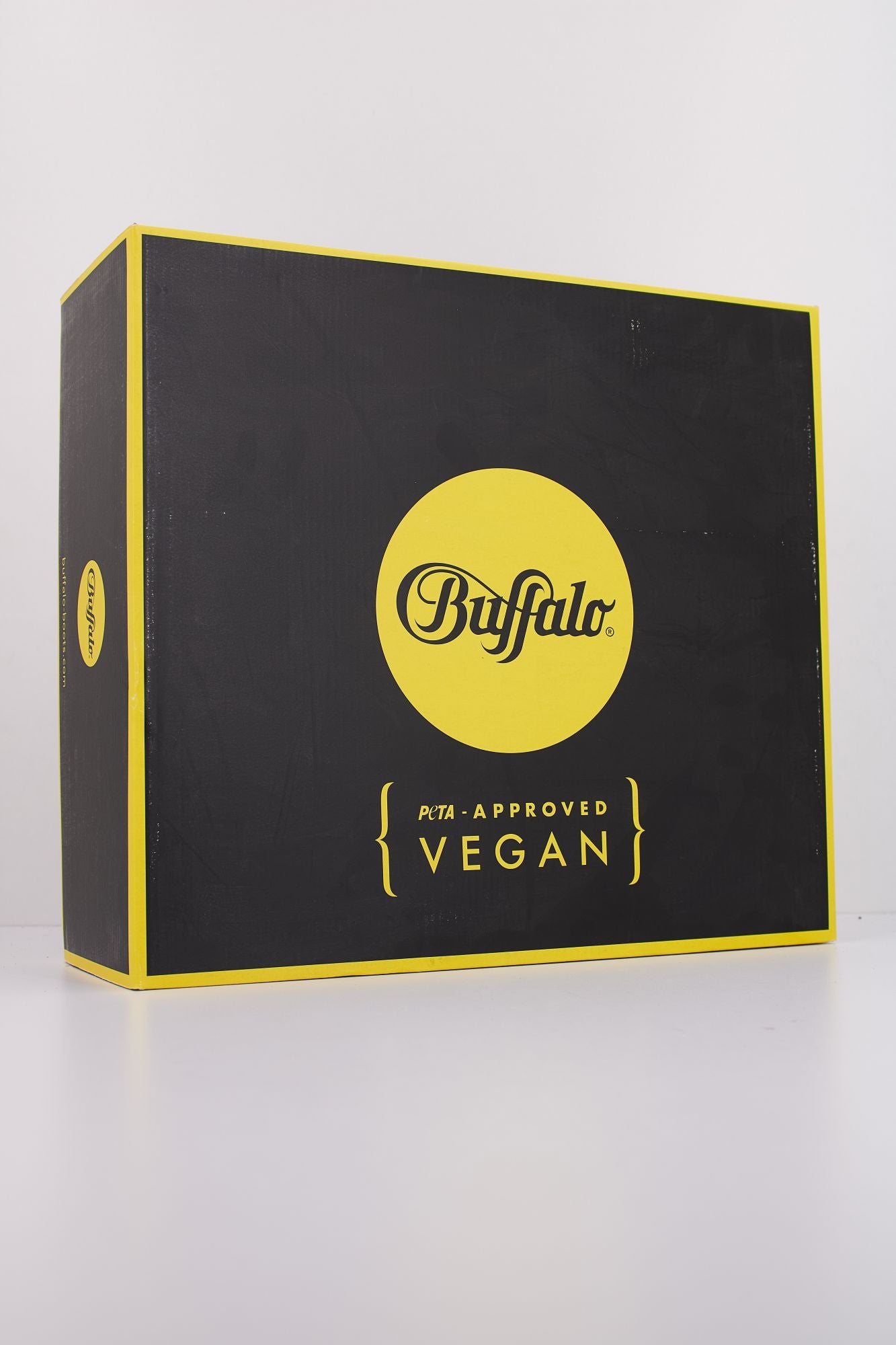 BUFFALO REV en color NEGRO (6)