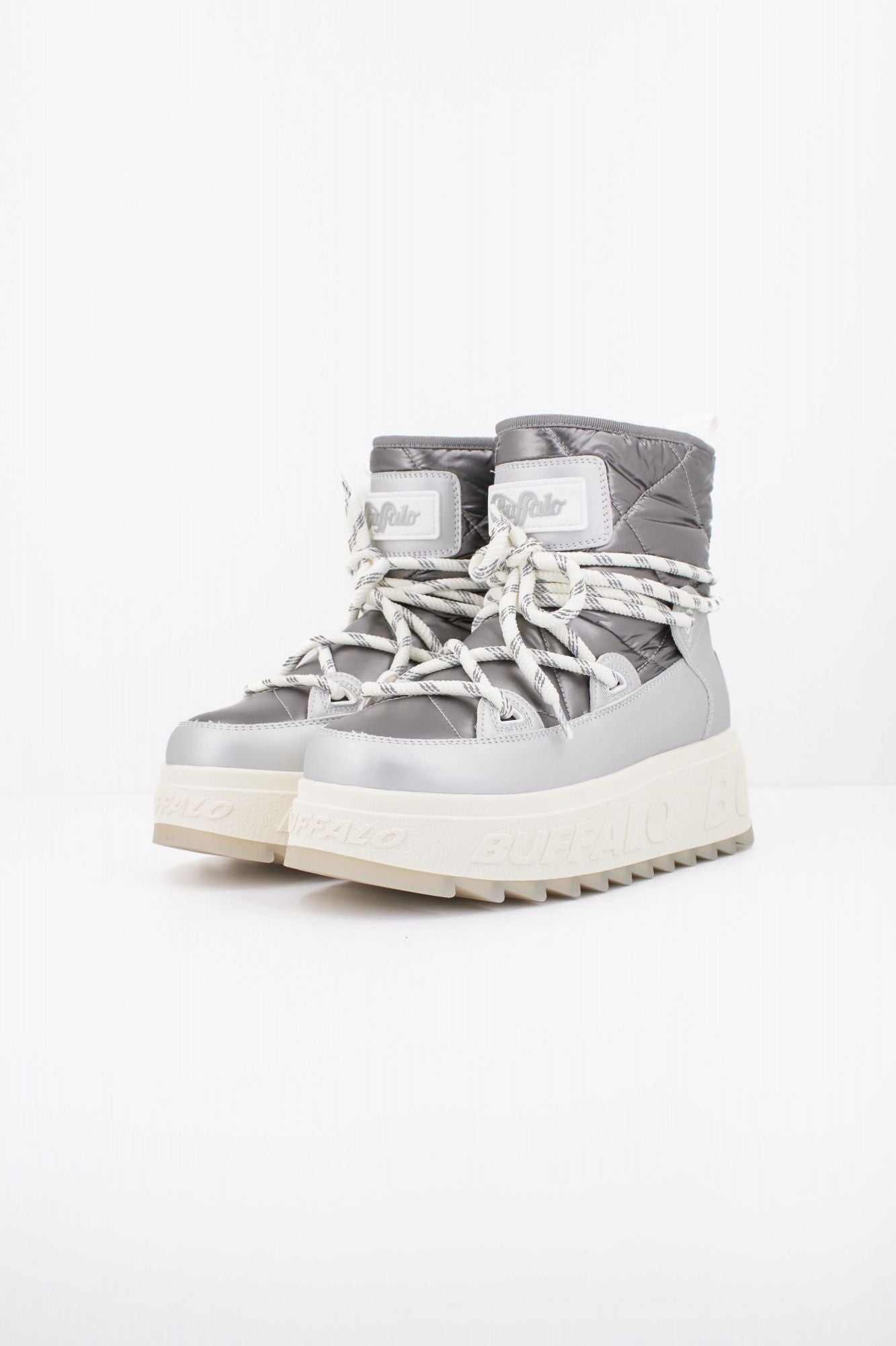 BUFFALO ELIZA SNOW BOOT en color PLATA (2)