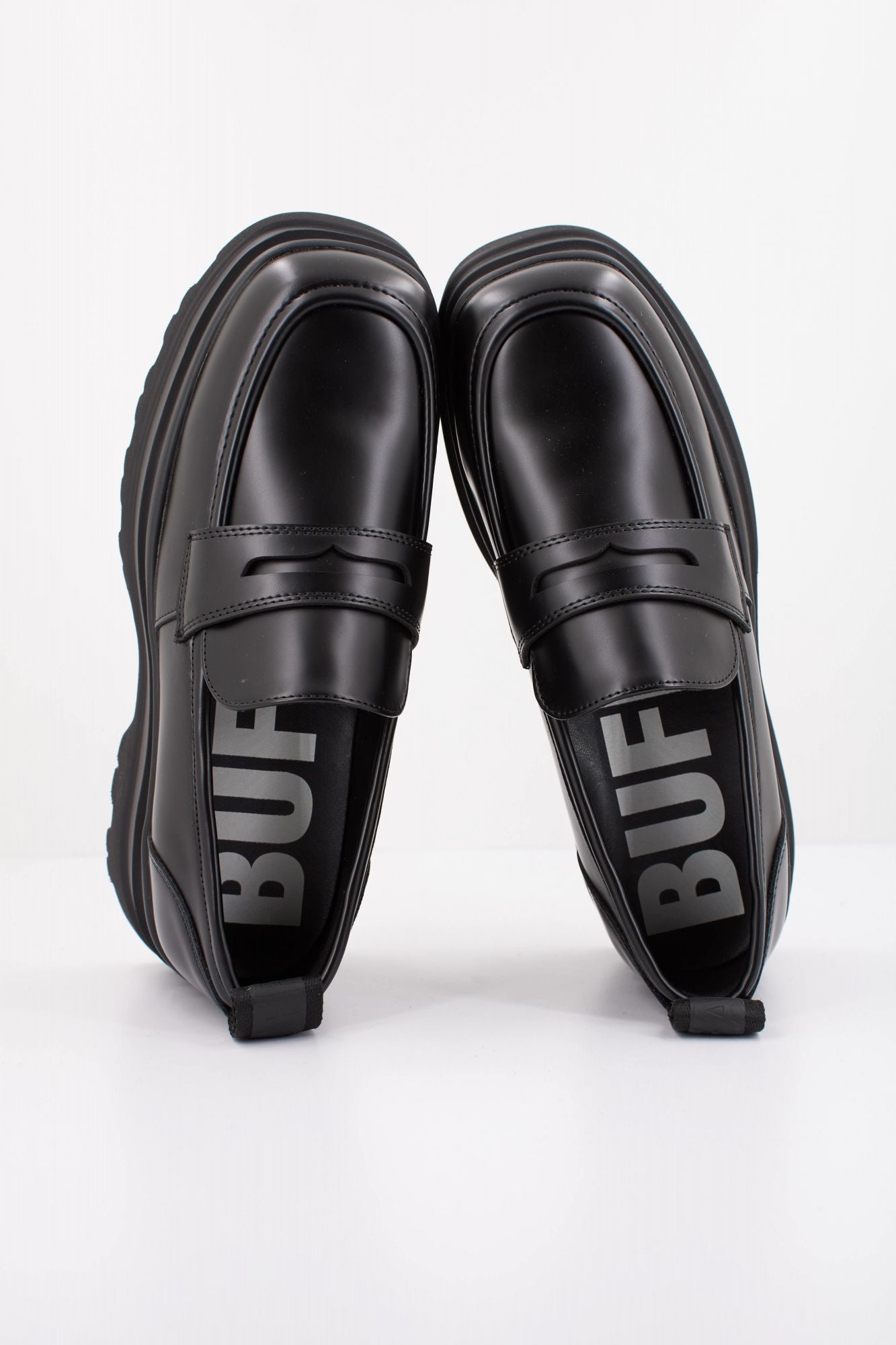 BUFFALO JUPITER LOAFER en color NEGRO (3)
