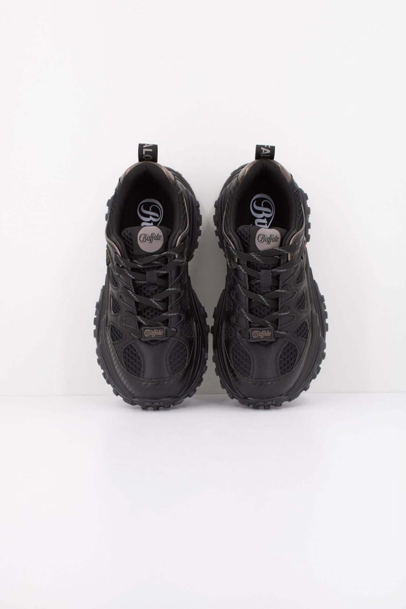 BUFFALO CERBO en color NEGRO (3)