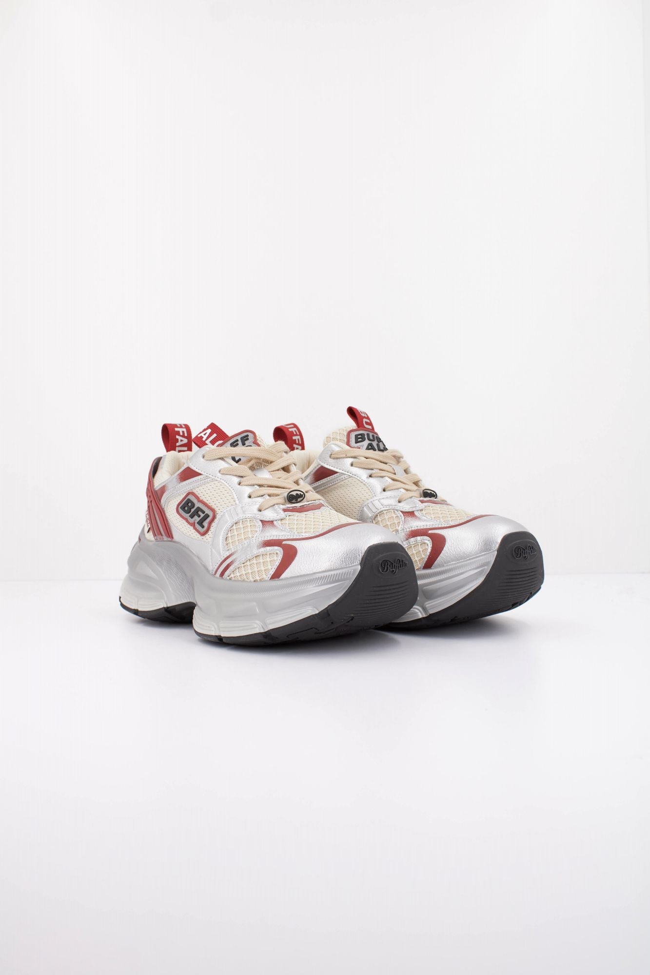 BUFFALO RIDR en color PLATA (2)